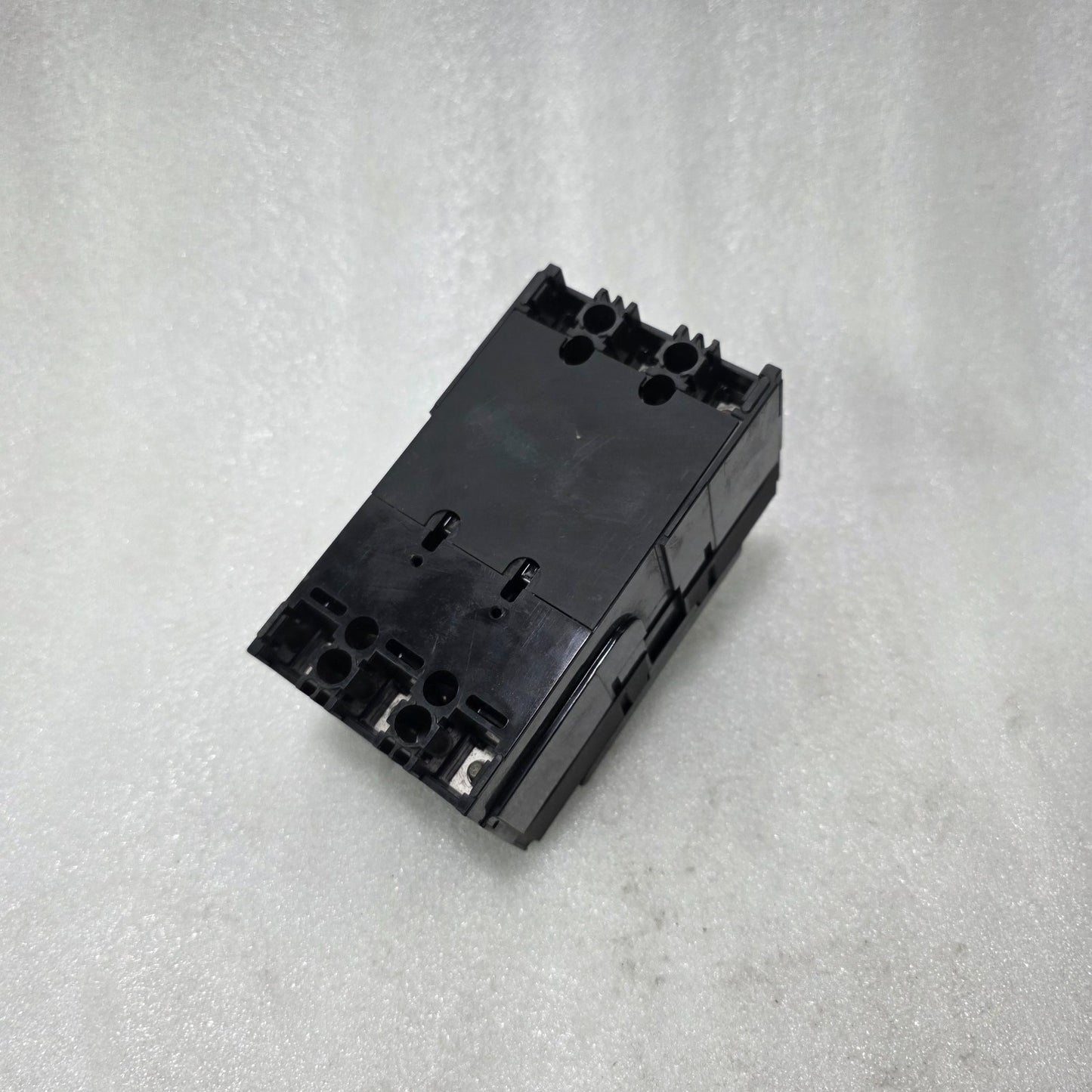 MITSUBISHI NF30-SP NO-FUSE BREAKER 5A 3 POLE | AC 600V | 5KA INTERRUPT CAPACITY