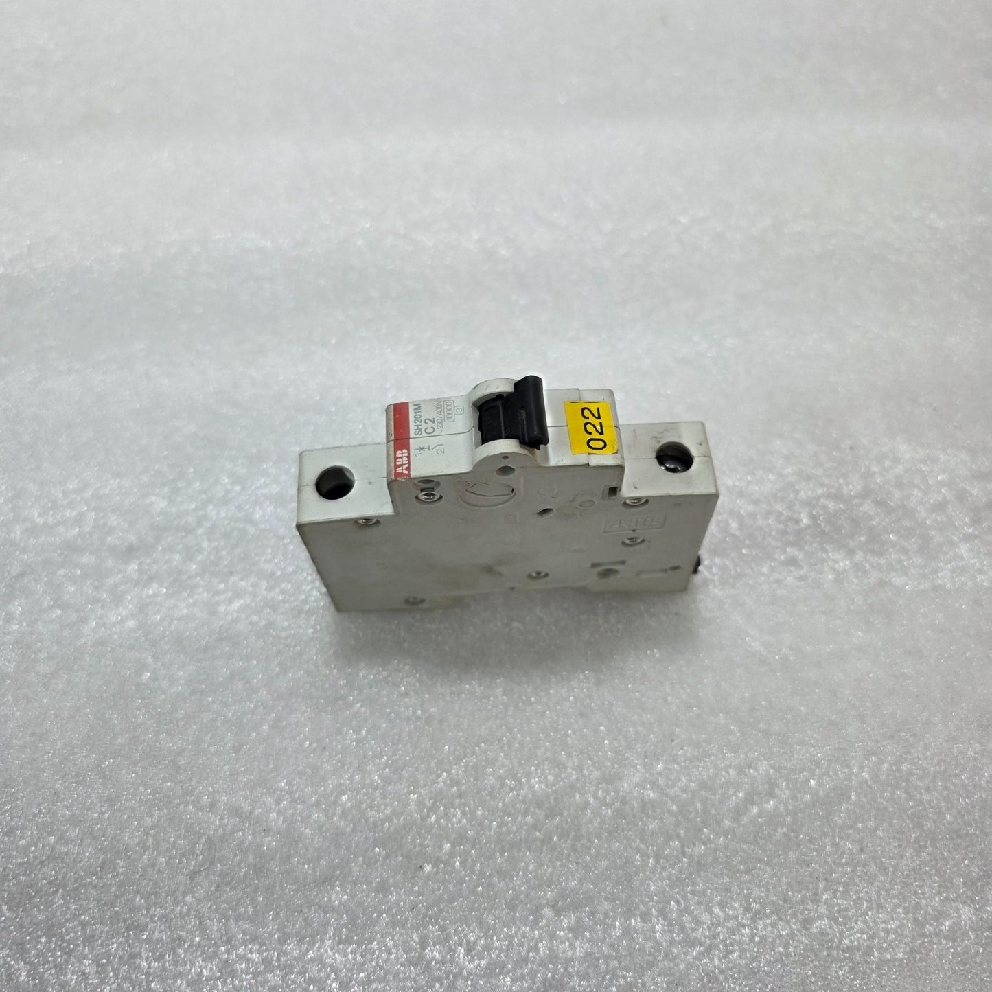ABB SH201M C2 SINGLE POLE MINIATURE CIRCUIT BREAKER MCB 2A 230/400V 10KA