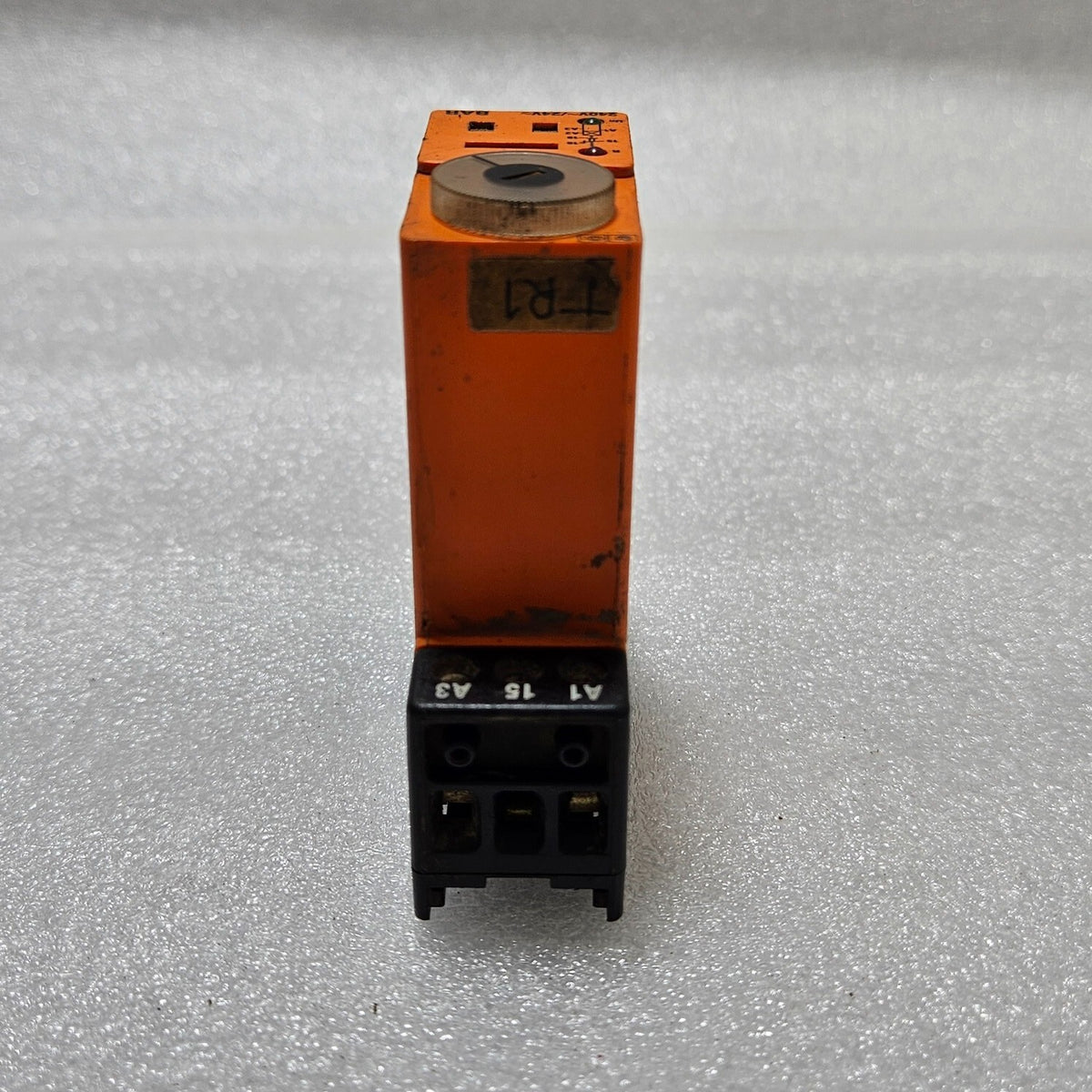 SYRELEC BAR TIMER RELAY 240VAC/24VAC-DC