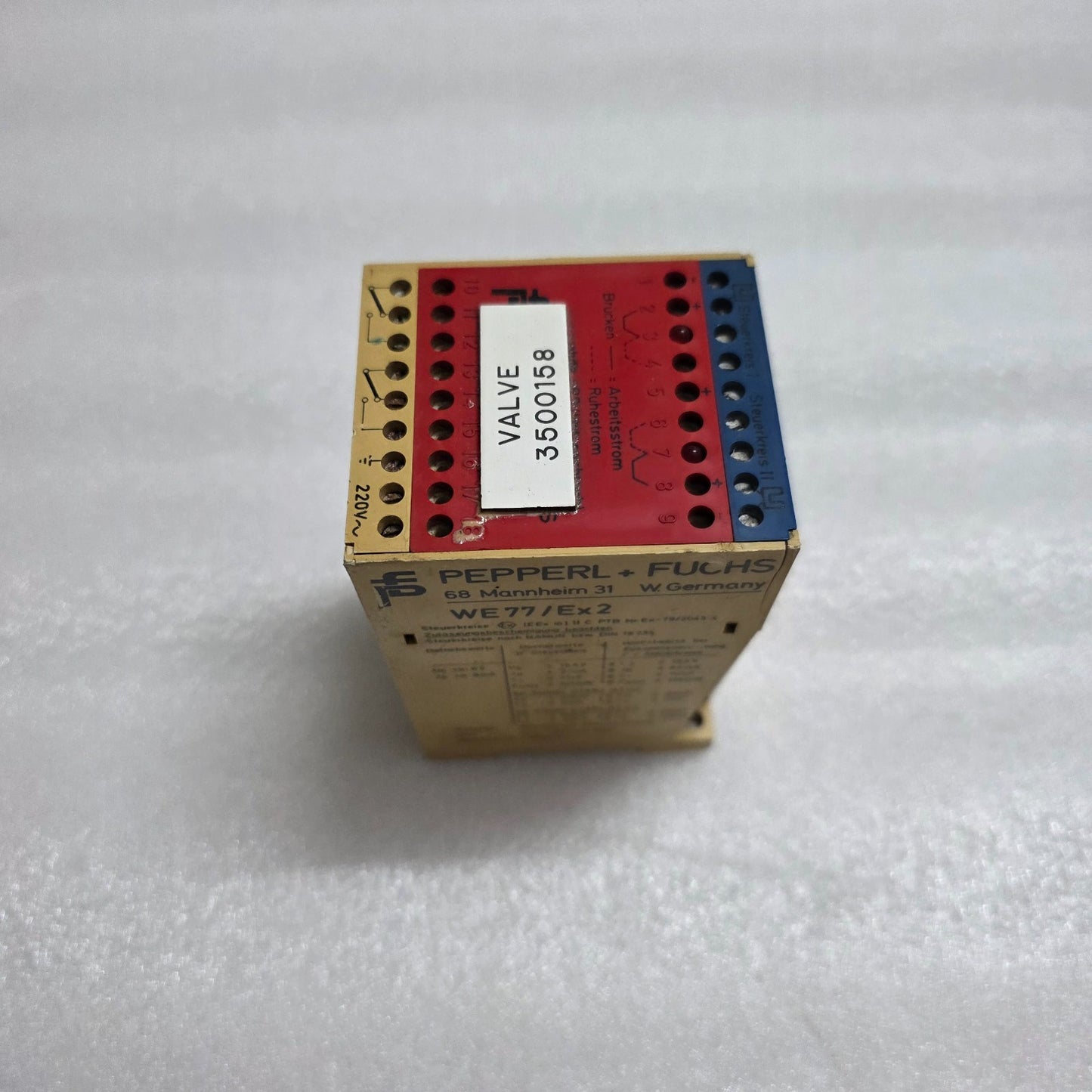 PEPPERL + FUCHS WE77/EX2 SWITCH AMPLIFIER 220V