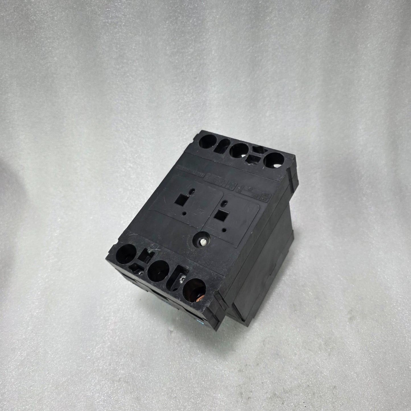 MERLIN GERIN COMPACT C161N MCCB 125A 3 POLE MOLDED CASE CIRCUIT BREAKER 690V