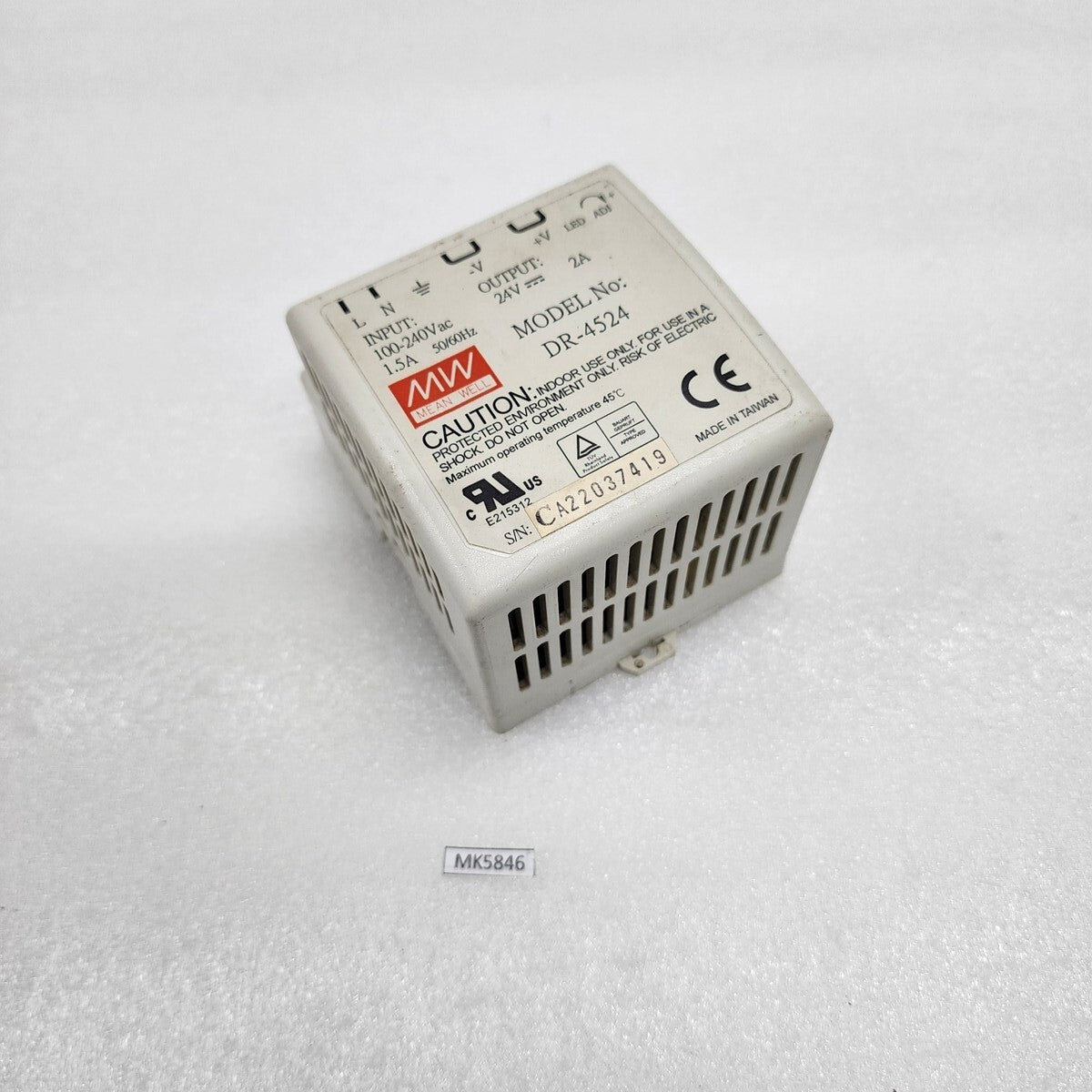 MEAN WELL DR-4524 POWER SUPPLY 24VDC 2A