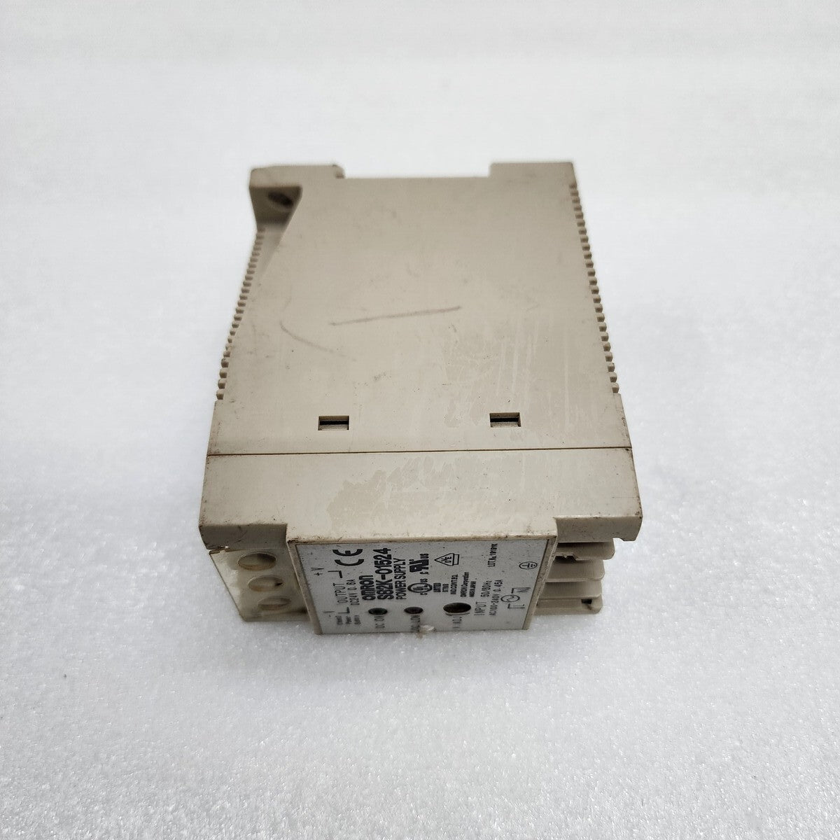 OMRON S82K-01524 POWER SUPPLY 24VDC 0.6A