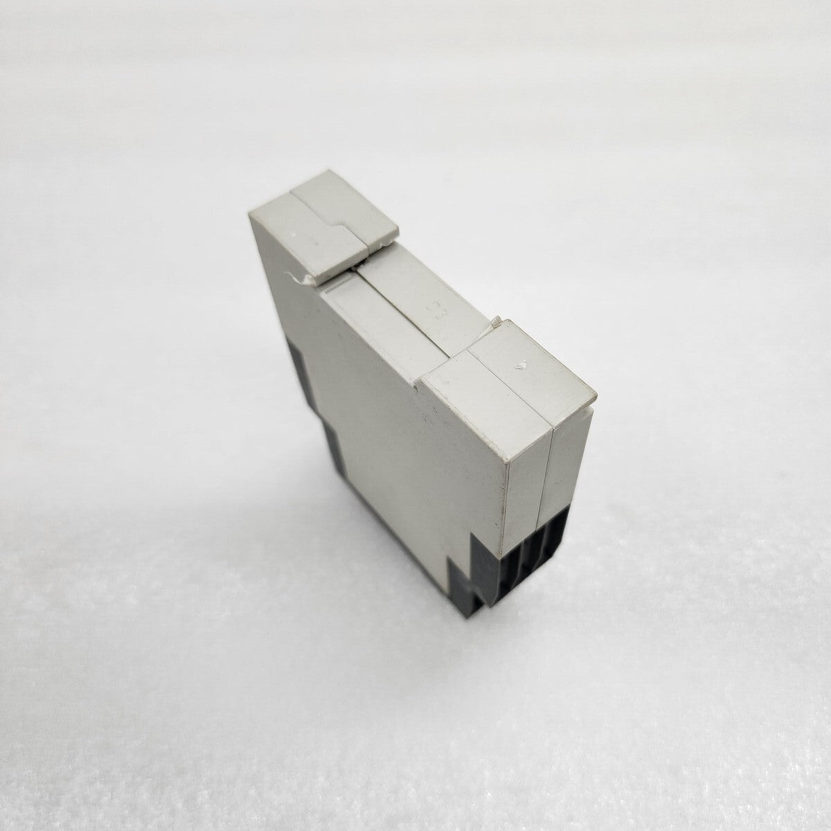 ABB CT-ERS.12S ON-DELAY TIME RELAY 1SVR730100R3100 24-240VAC/24-48VDC