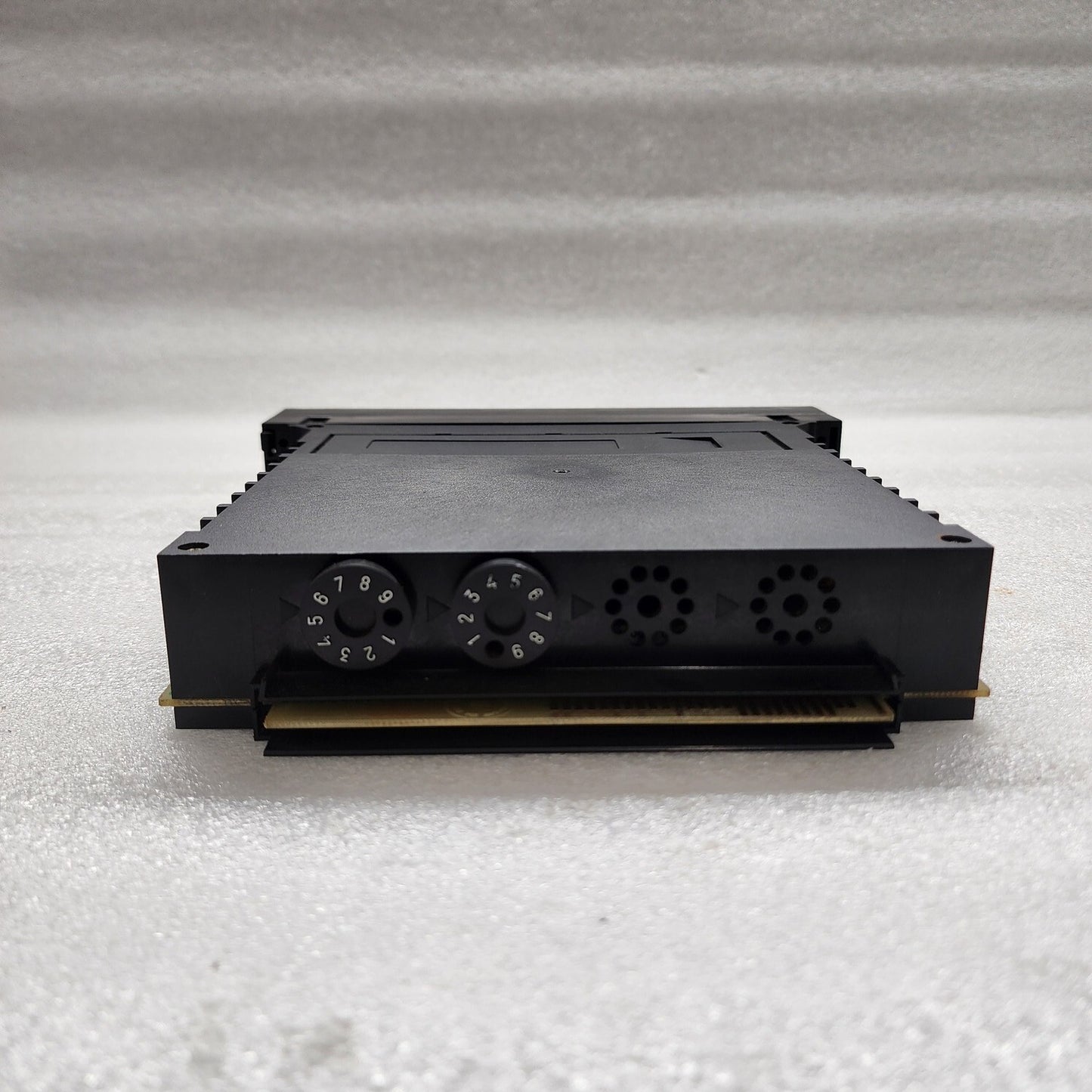 TELEMECANIQUE TSXDST1635 I/O MODULE