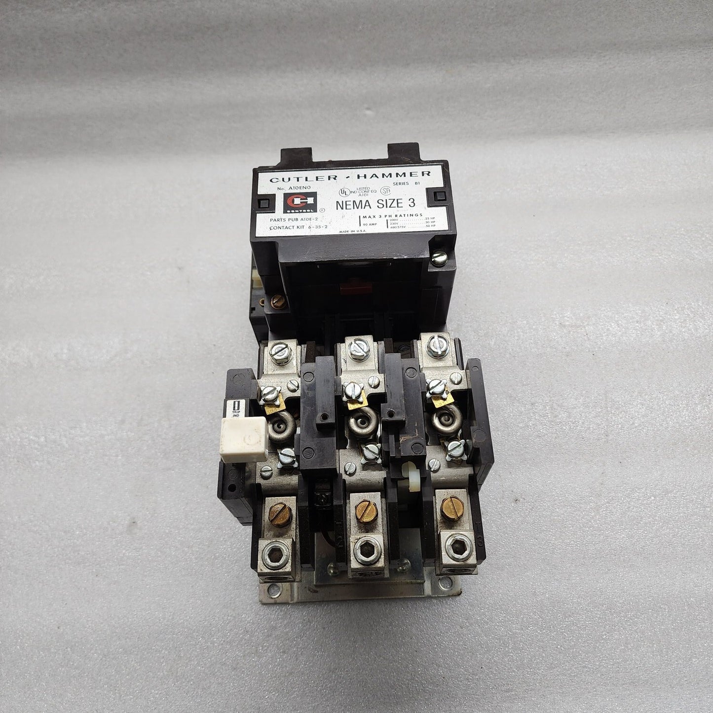 CUTLER HAMMER A10EN0 MOTOR STARTER 90A A10E-2