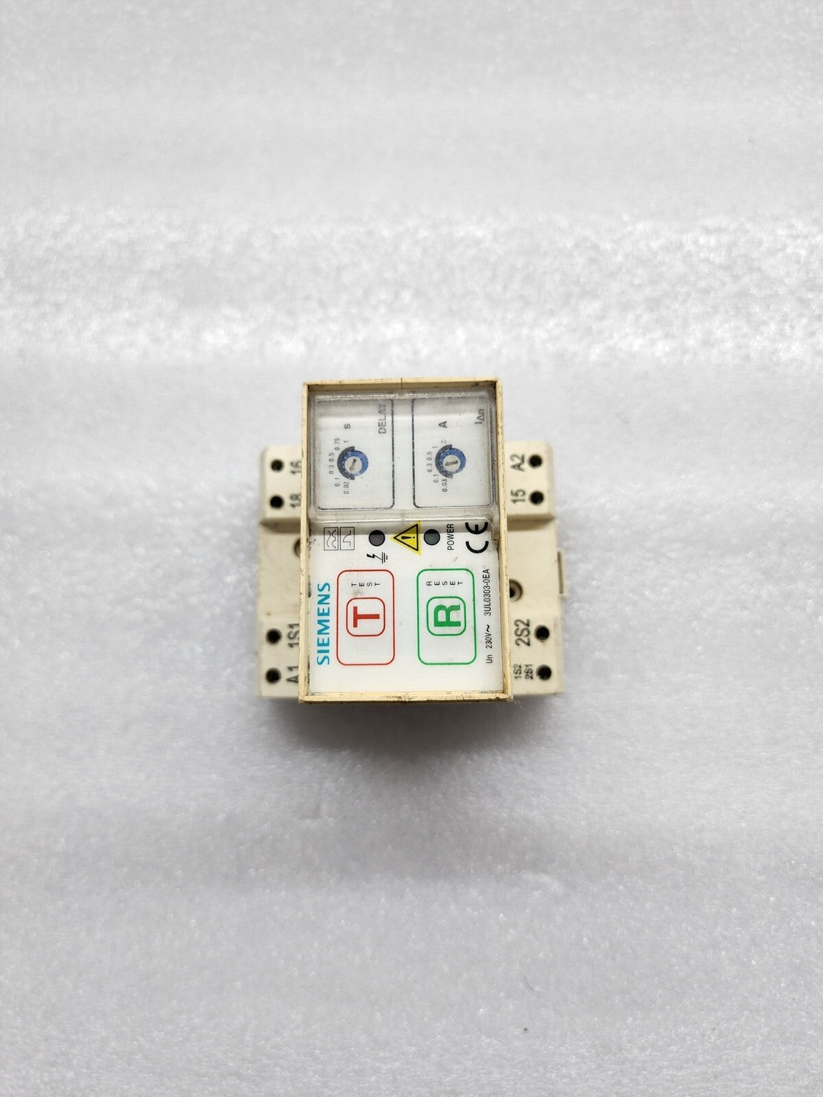 SIEMENS 3UL0303-0EA VOLTAGE/PHASE MONITOR 230VAC