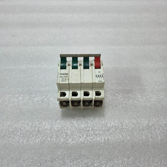STANDARD SWITCHGEAR G6A 6A TP+N 4 POLE MCB 240/415V 9KA CIRCUIT BREAKER