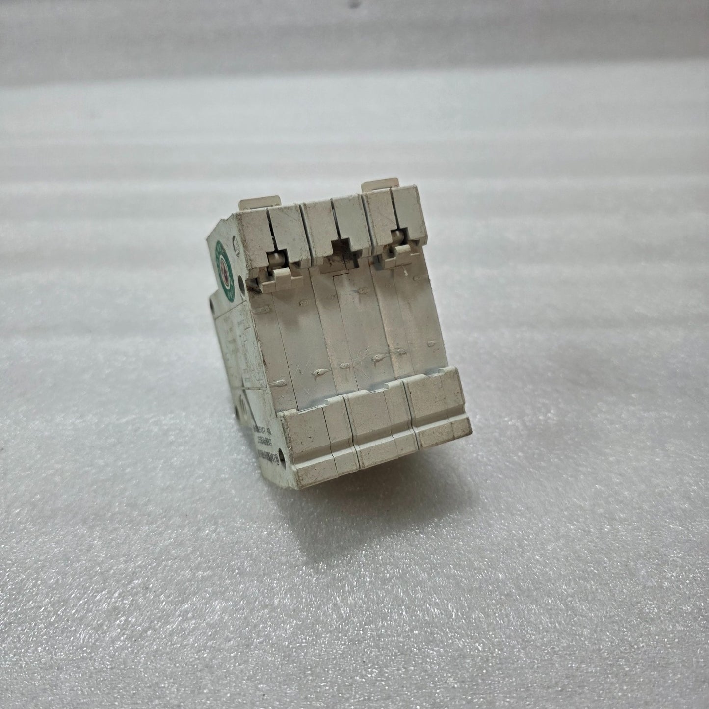 TONGSAN DZ47-63 C16 3 POLE MINIATURE CIRCUIT BREAKER MCB 16A 415V 6KA