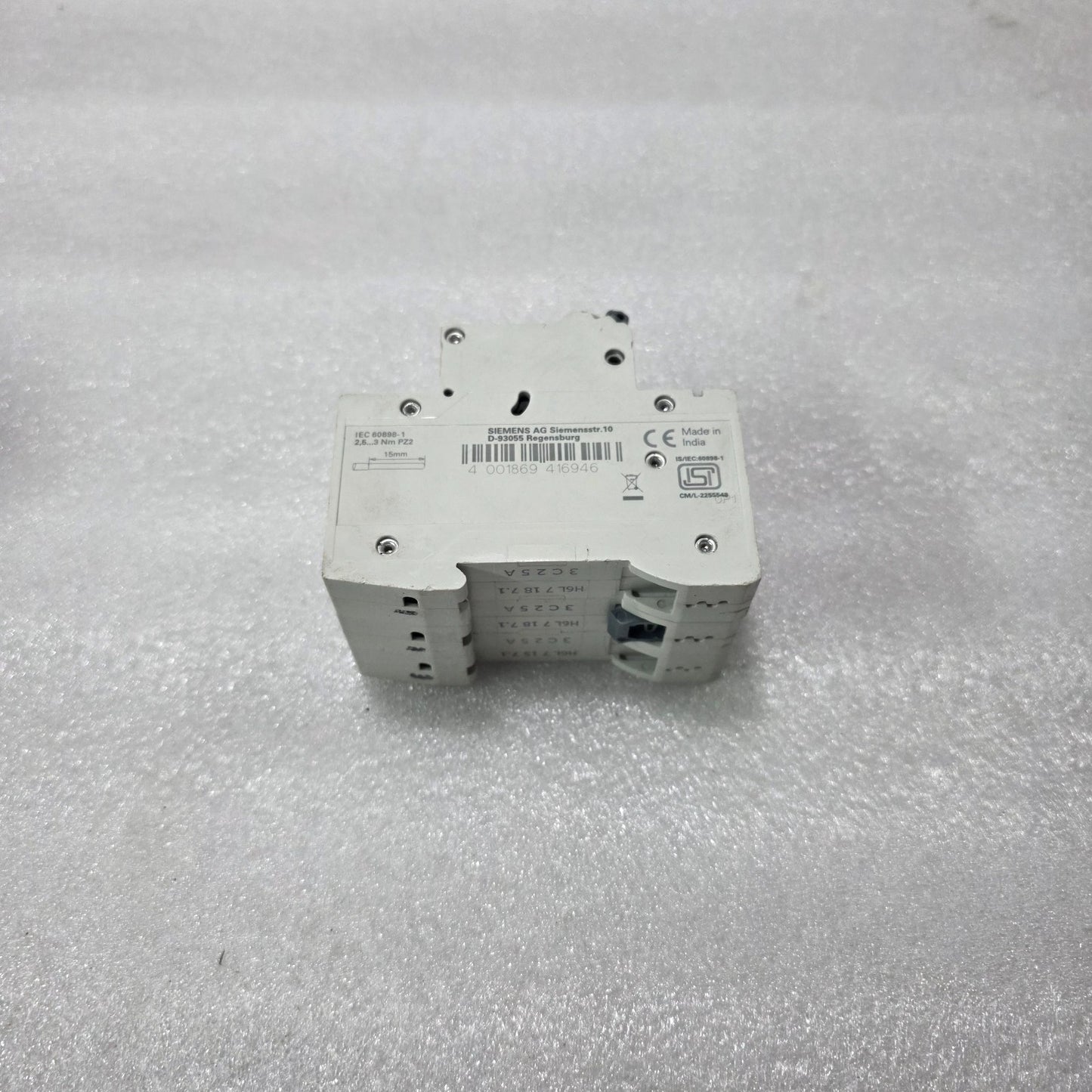 SIEMENS 5SL63257RC C25 3 POLE MCB 25A 415V 7.5KA MINIATURE CIRCUIT BREAKER