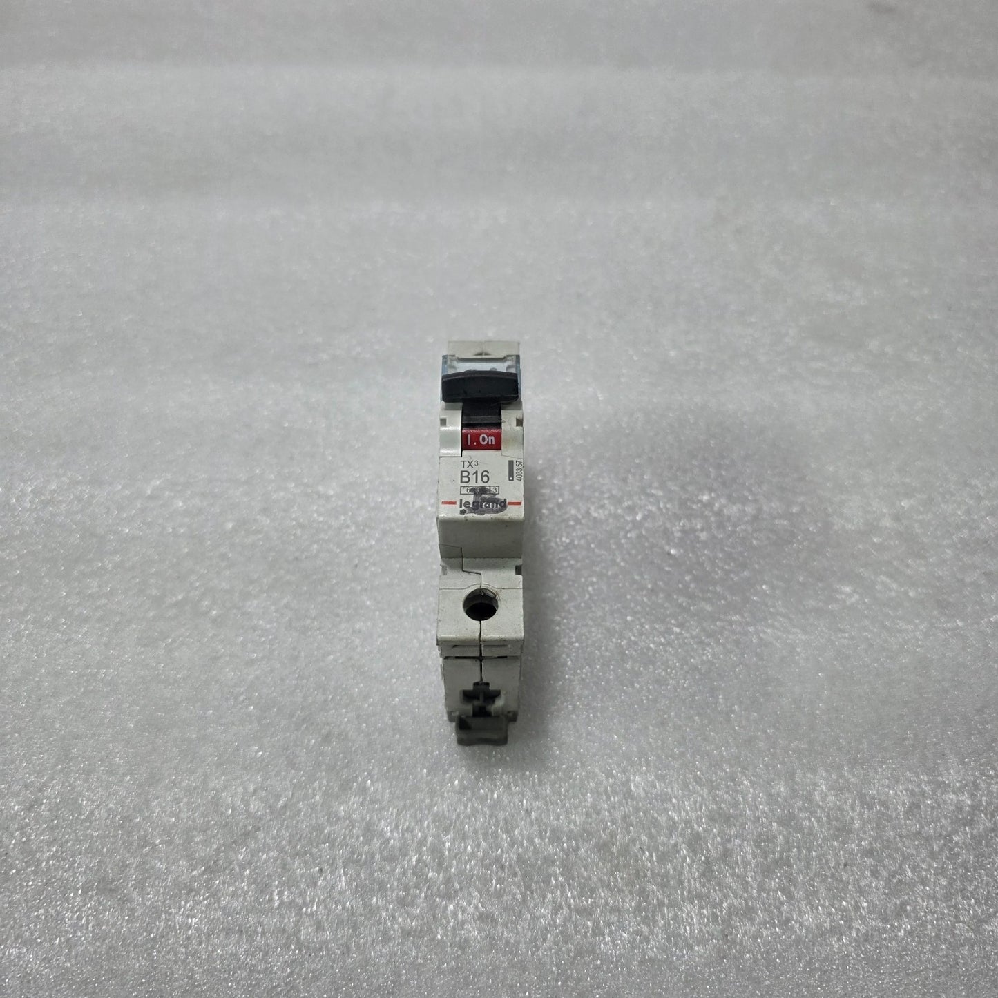 LEGRAND TX3 B16 SINGLE POLE MCB 16A 6KA MINIATURE CIRCUIT BREAKER | 403357