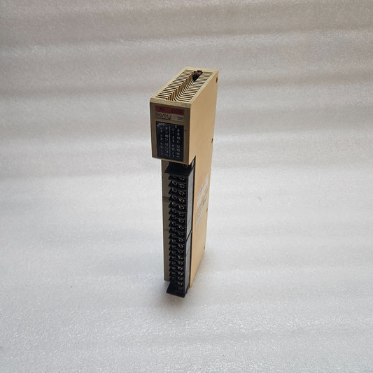 OMRON C500-ID218 (3G2A5-ID218) PLC DIGITAL INPUT UNIT 24VDC 16-POINT INPUT MODUL