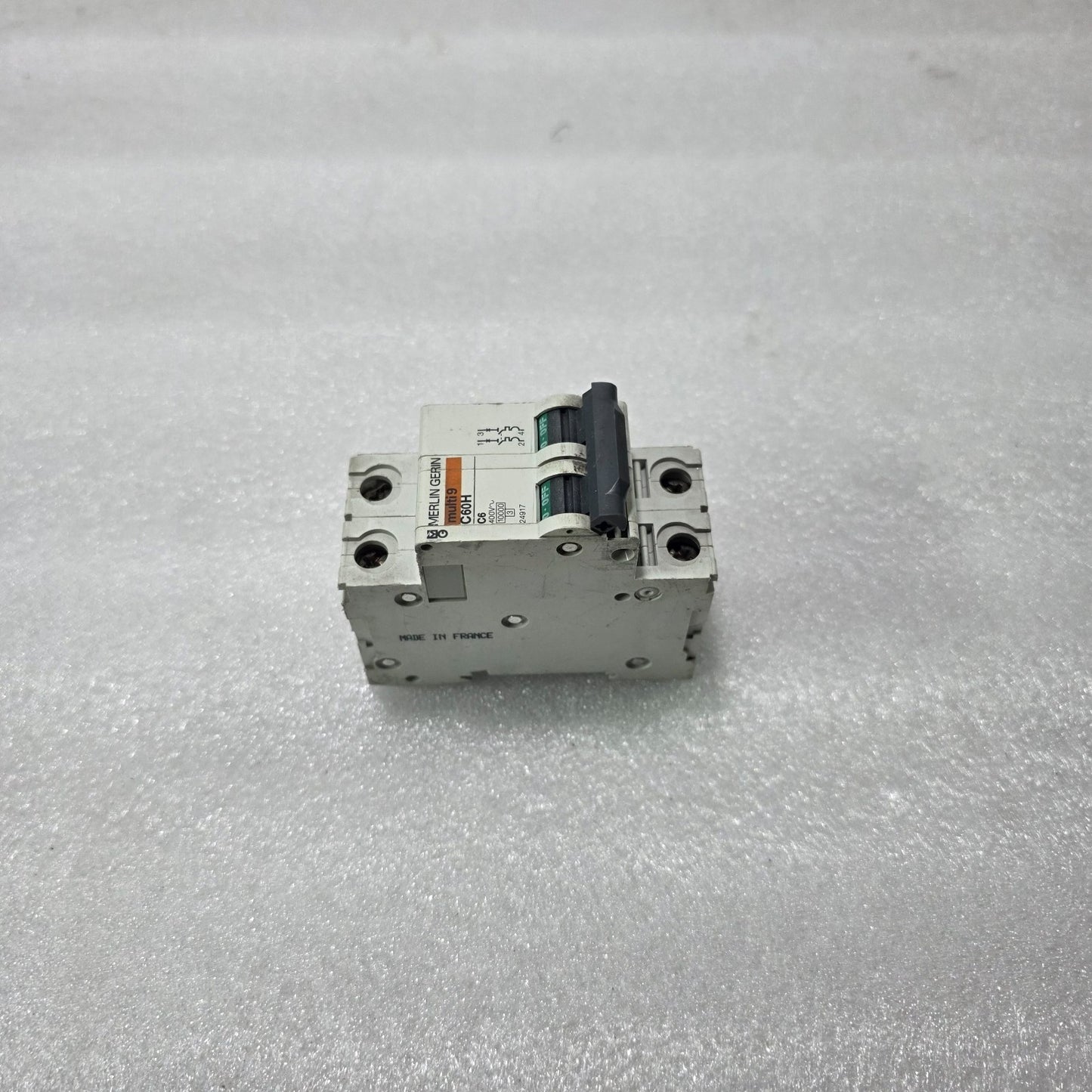 MERLIN GERIN MULTI 9 C60H C6 DOUBLE POLE MCB 6A 10KA CIRCUIT BREAKER