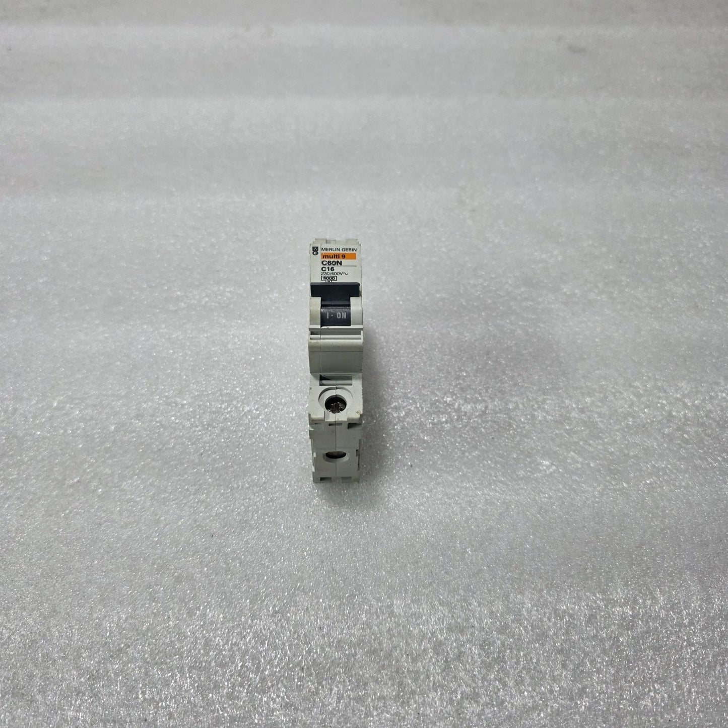 MERLIN GERIN MULTI9 C60N C16 16A SINGLE POLE 230/400V MINIATURE CIRCUIT BREAKER