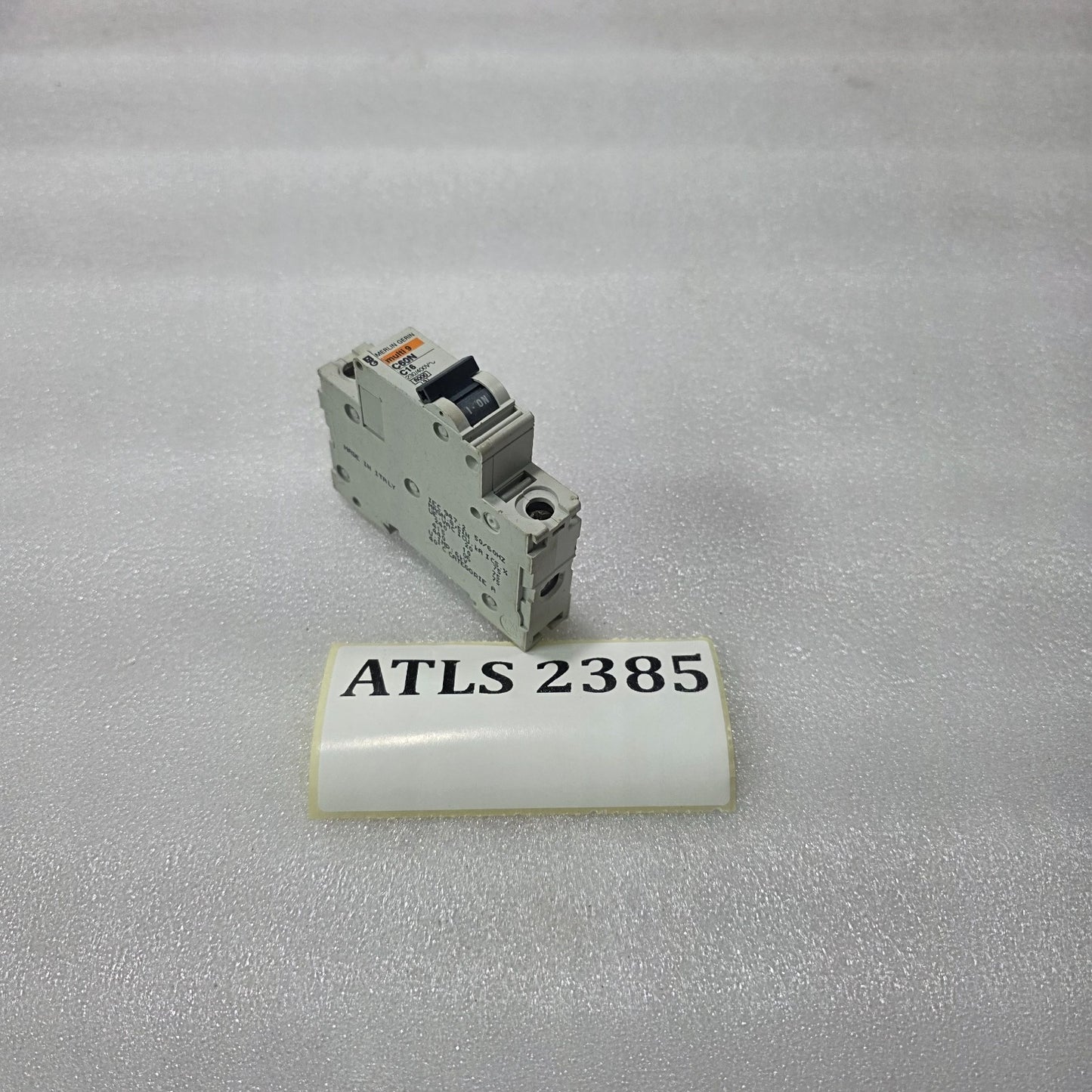 MERLIN GERIN MULTI9 C60N C16 16A SINGLE POLE 230/400V MINIATURE CIRCUIT BREAKER