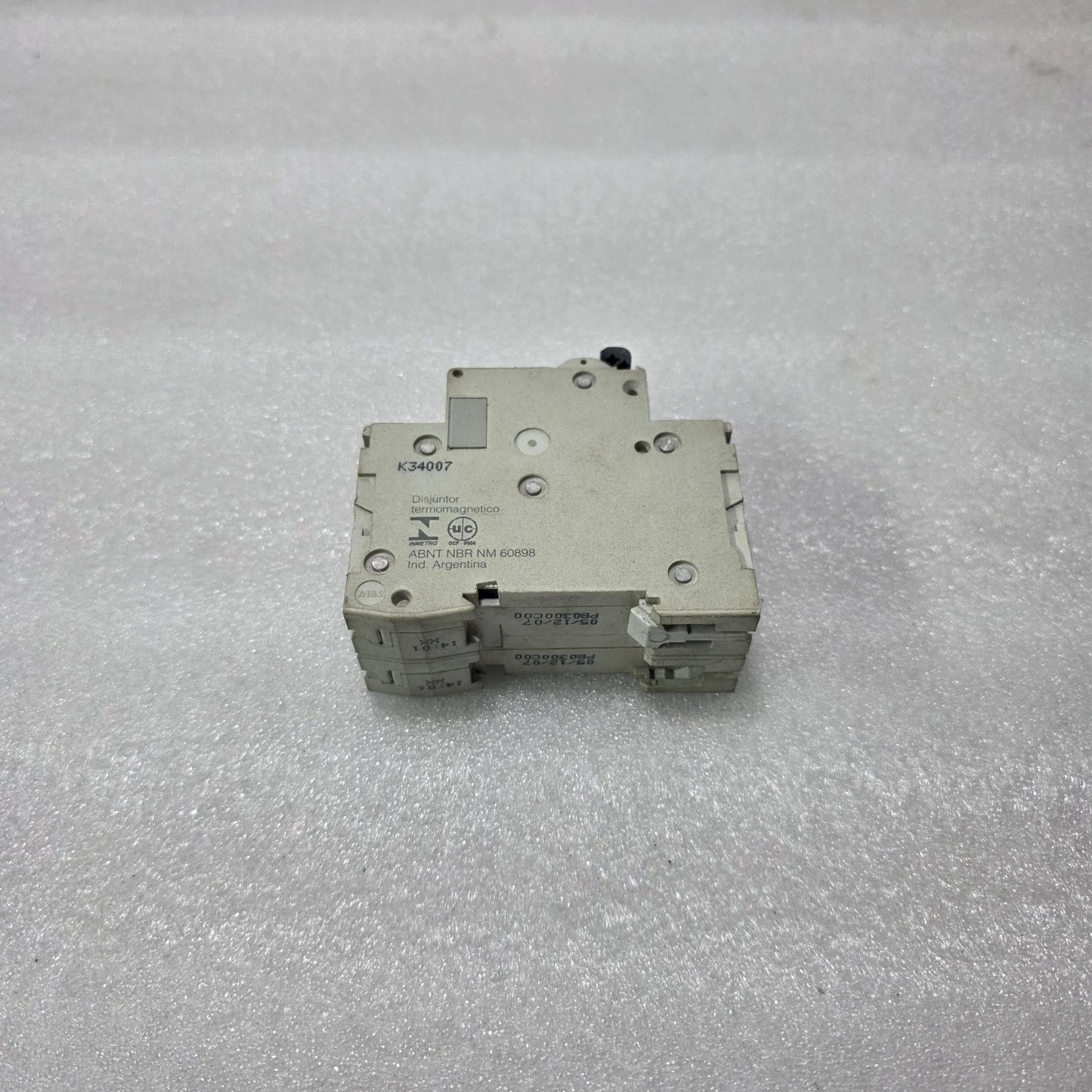 MERLIN GERIN MULTI 9 C60N C3 DOUBLE POLE MCB 3A 400V 6KA CIRCUIT BREAKER