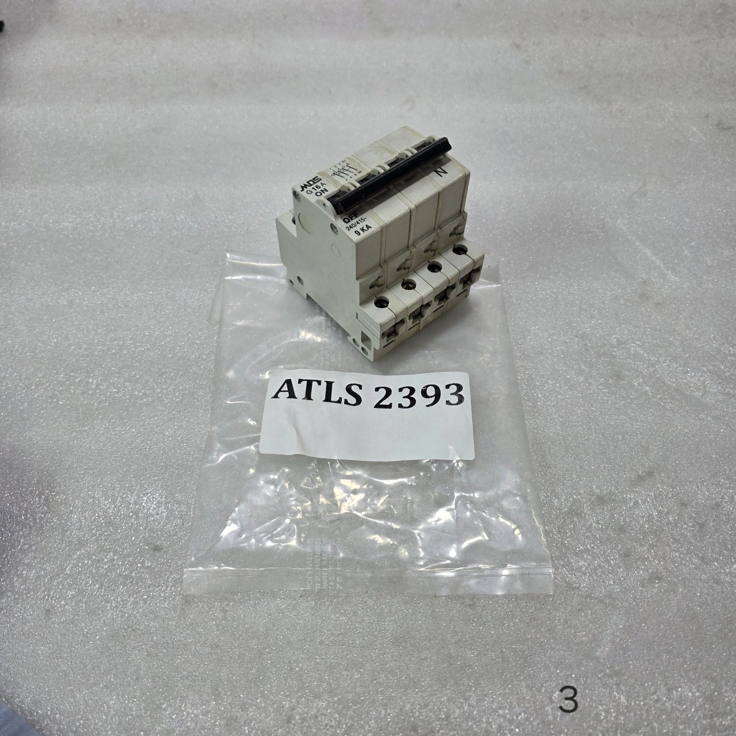MDS G16A TP+N 16A 9KA 240/415V FOUR POLE MCB CIRCUIT BREAKER