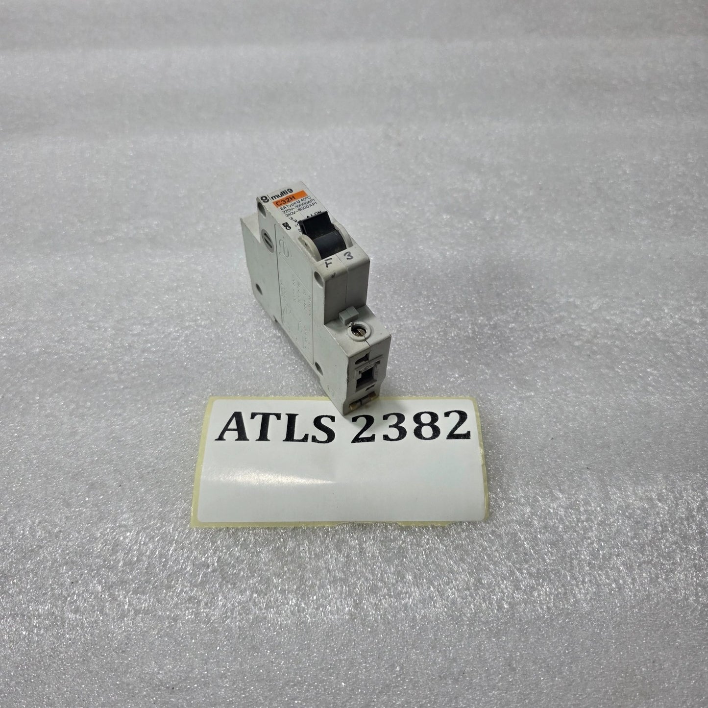 MERLIN GERIN MULTI 9 C32H 2A SINGLE POLE MCB 10KA CIRCUIT BREAKER
