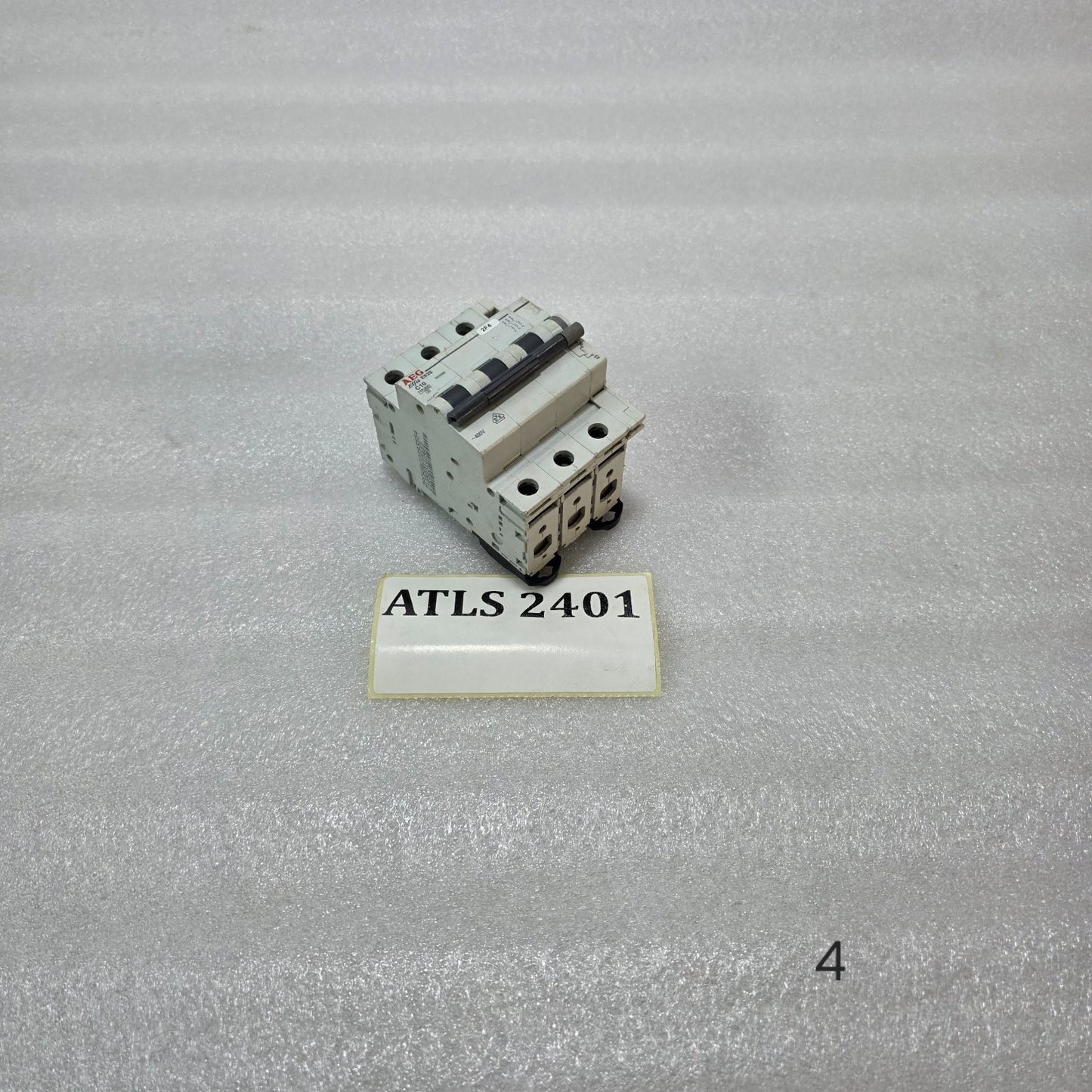 AEG ELFA E933 C10 10A 3 POLE MCB CIRCUIT BREAKER 10KA 400V