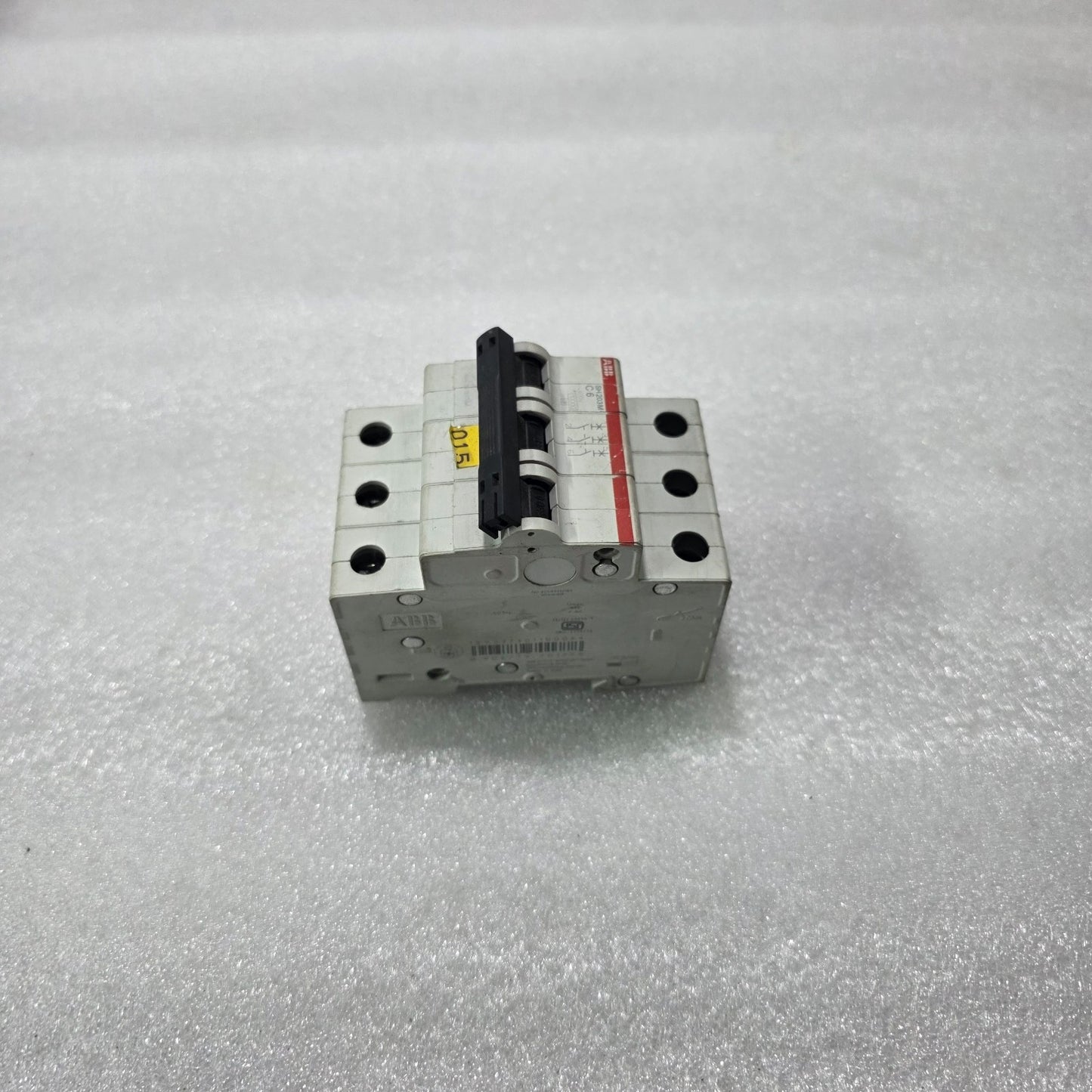 ABB SH203M C6 3 POLE MCB 6A 400V 10KA CIRCUIT BREAKER
