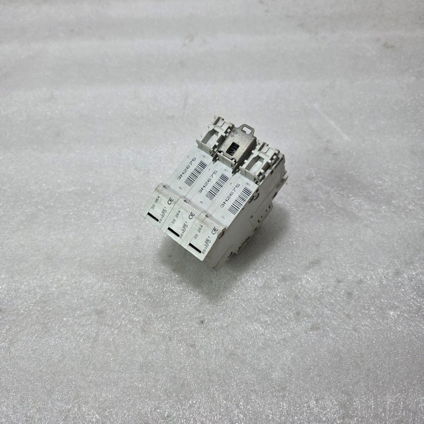 HAGER NC316N C16 3 POLE MCB 16A 415V 10KA CIRCUIT BREAKER