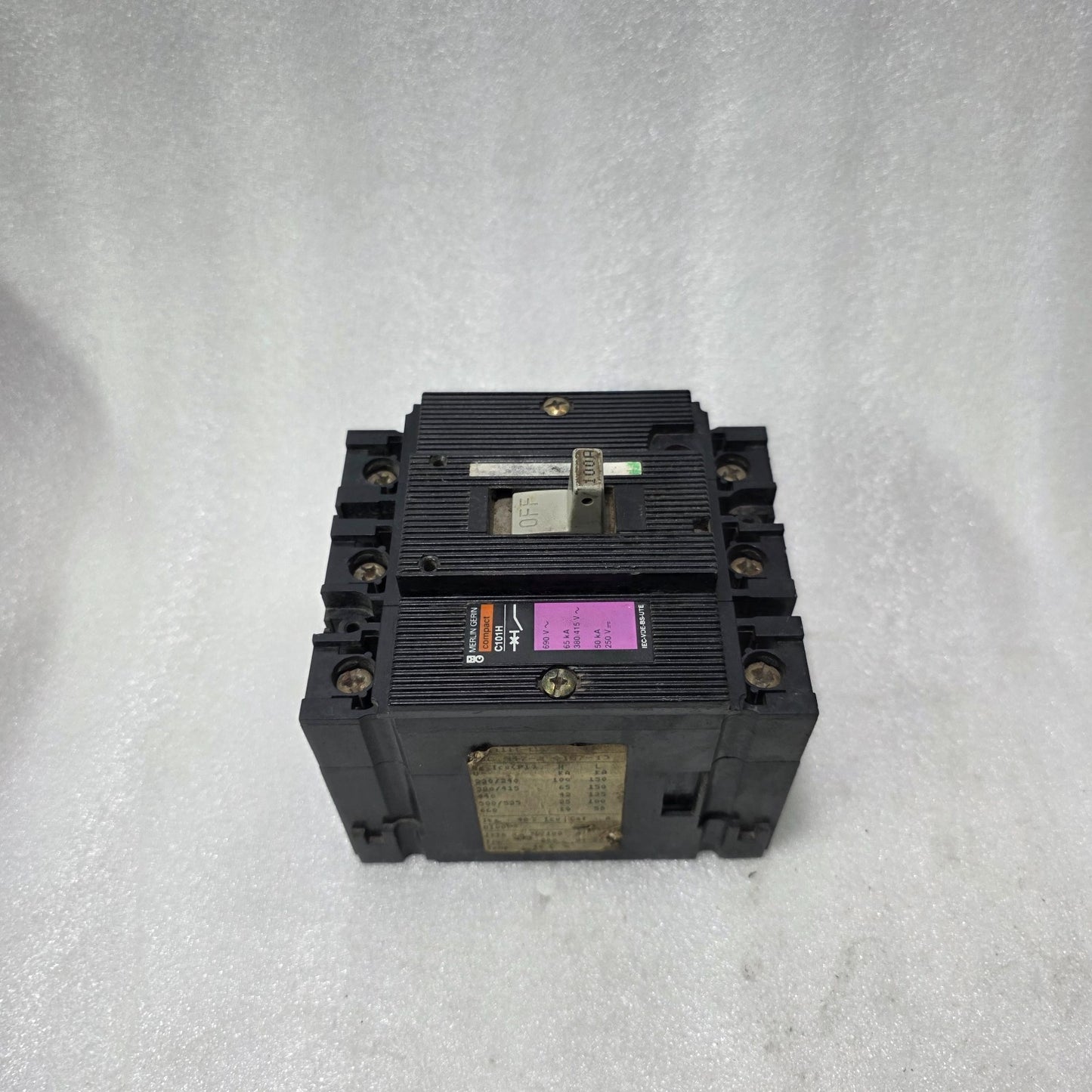 MERLIN GERIN COMPACT C101H MCCB 100A 3 POLE | 690V | 65KA BREAKING CAPACITY