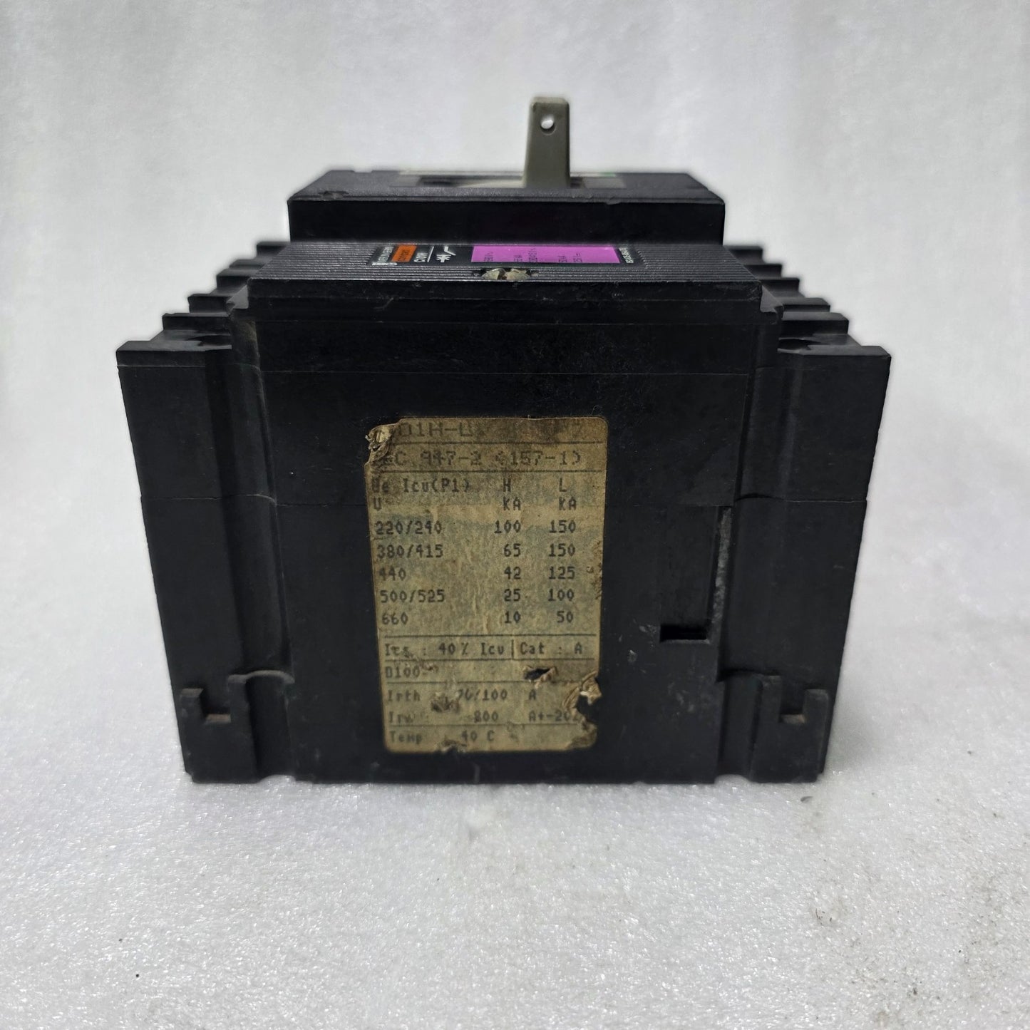 MERLIN GERIN COMPACT C101H MCCB 100A 3 POLE | 690V | 65KA BREAKING CAPACITY