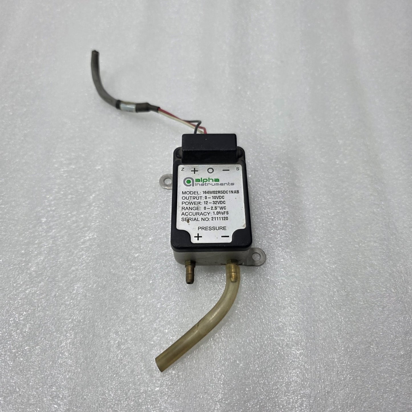 ALPHA INSTRUMENTS 164W02R5DC1NAB PRESSURE TRANSMITTER | 0–10V OUTPUT | 0–2.5" WC