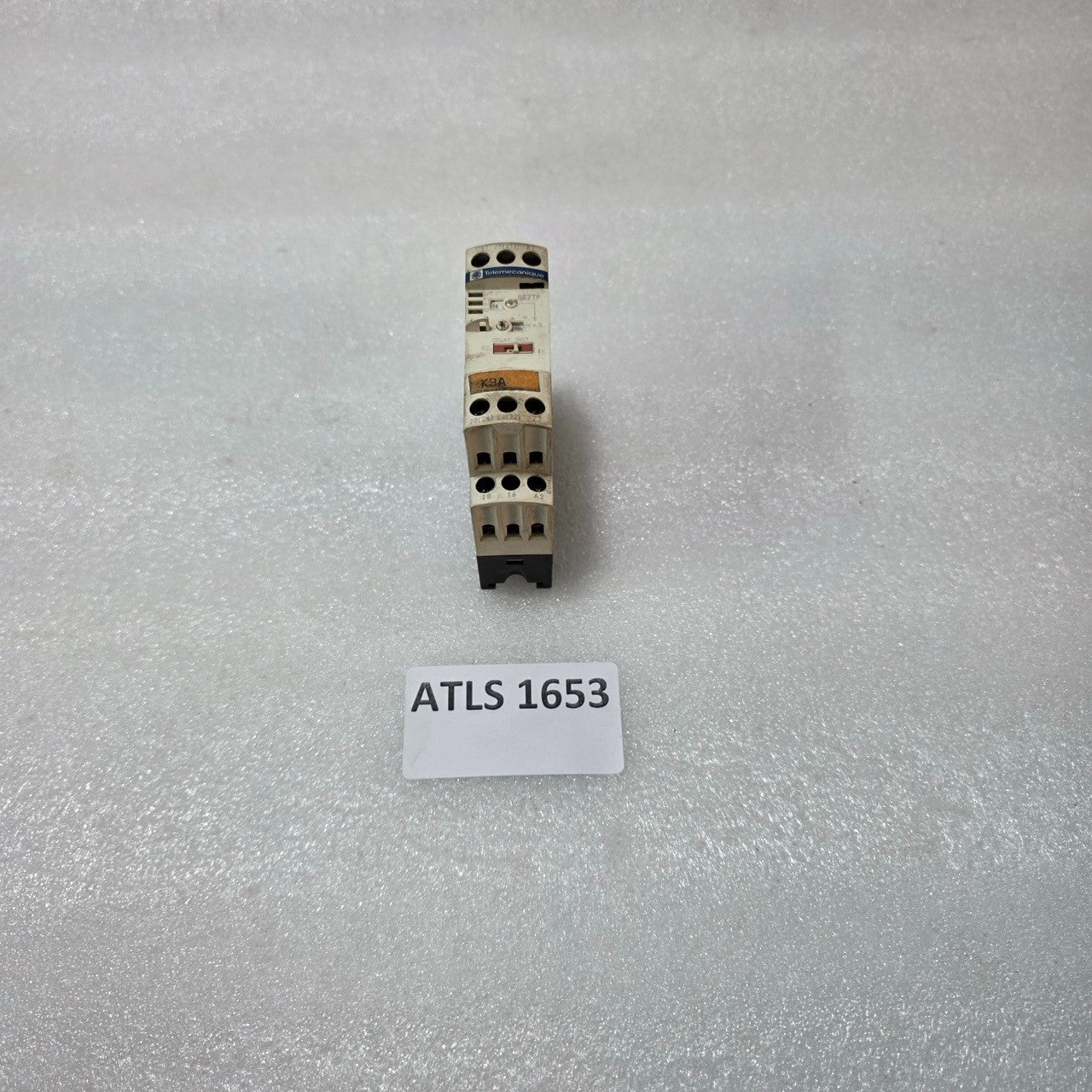 RE7TP13BU MULTI-RANGE TIME DELAY RELAY (0.05S–300H, 110–240VAC/24-42-48VAC-DC