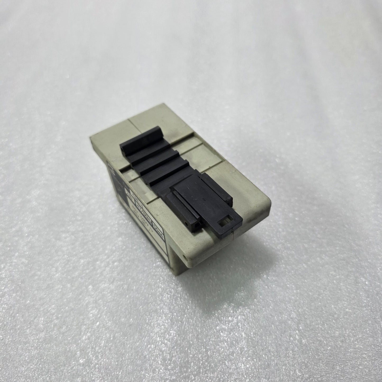 CENTRA-BÜRKLE CRE1 ELECTRONIC RELAY 24V AC 50MA CONTROL RELAY IP30 GERMANY