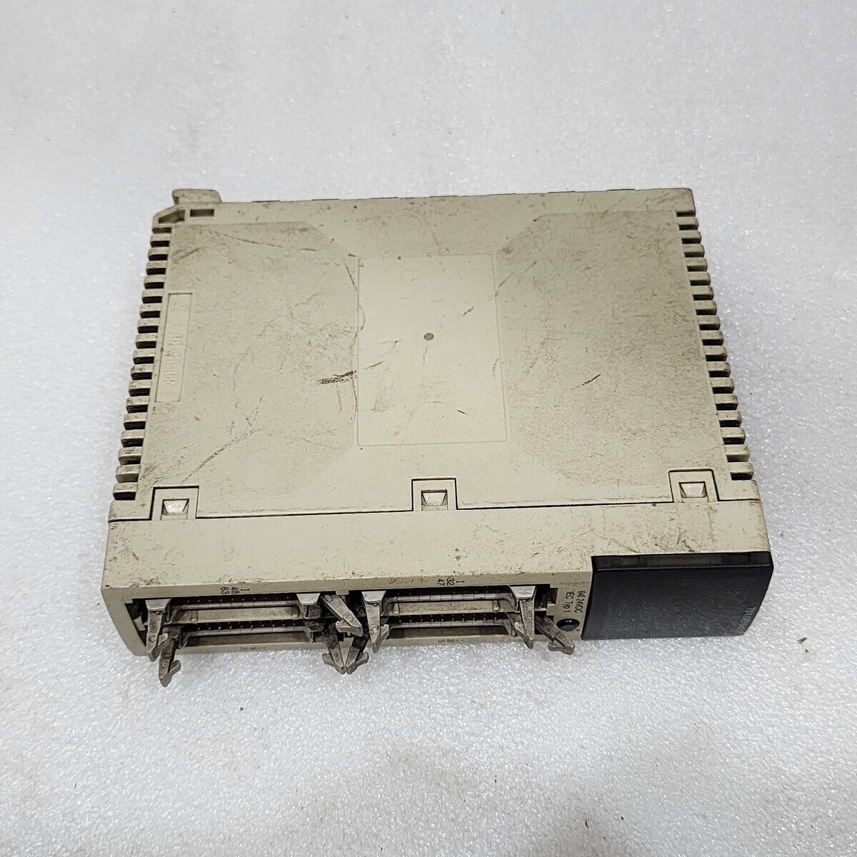 TSXDEY64D2K 64I 24VDC SINK CONN