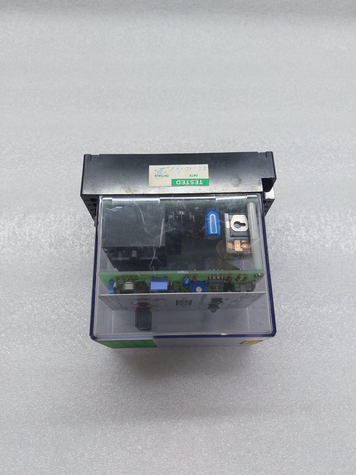 H.G. EEKELS B.V. FR 1 FREQUENCY RELAY