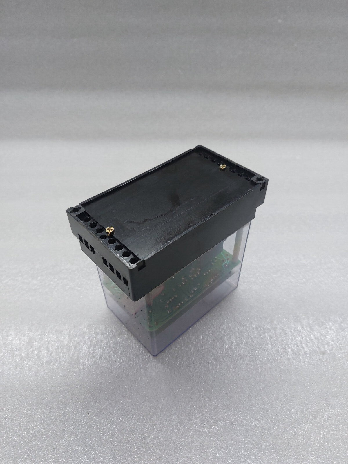 H.G. EEKELS B.V. FR 1 FREQUENCY RELAY