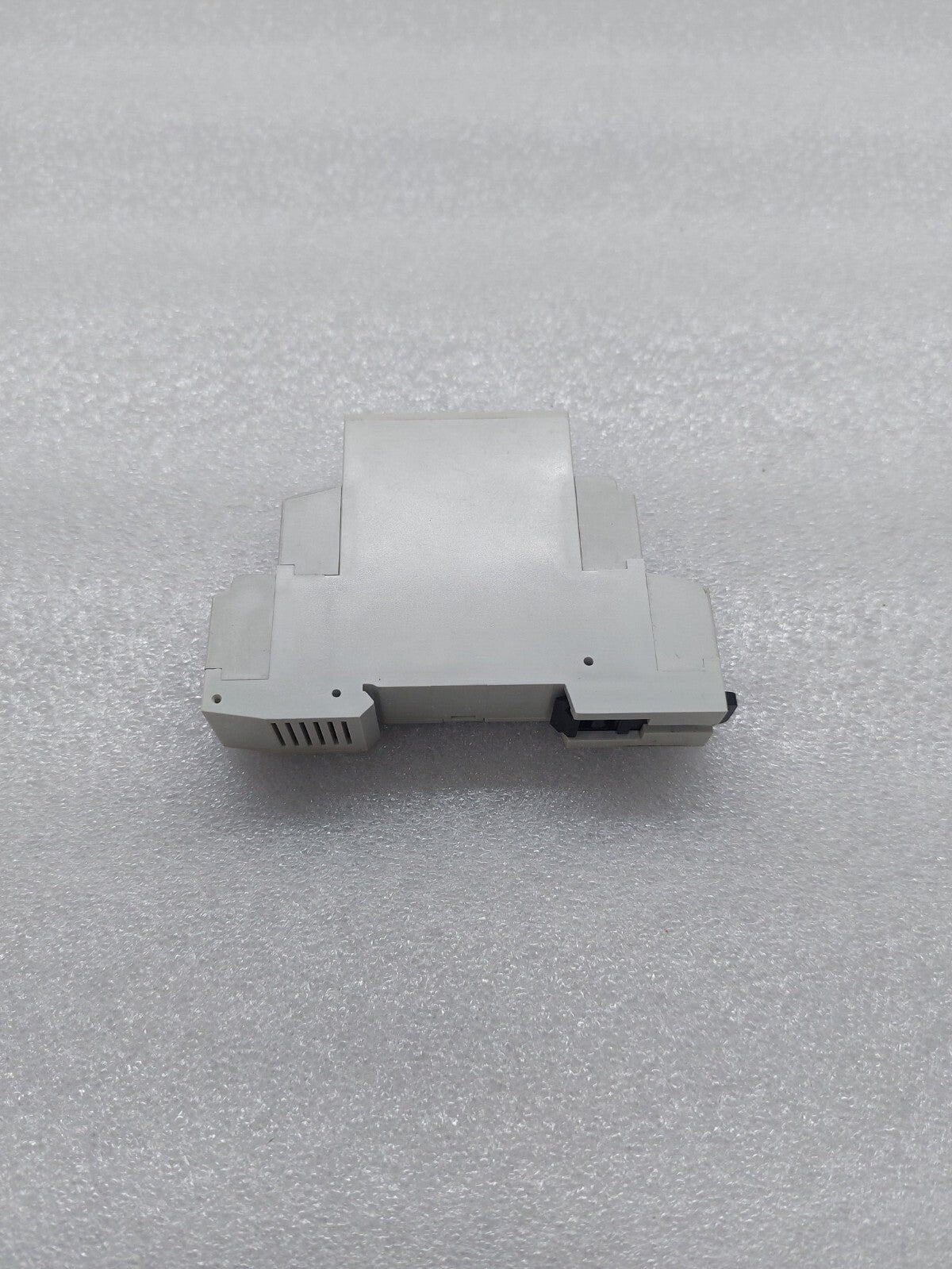CROUZET MUR3 CHRONOS 2 RELAY TIMER 88827103 12-240V AC/DC