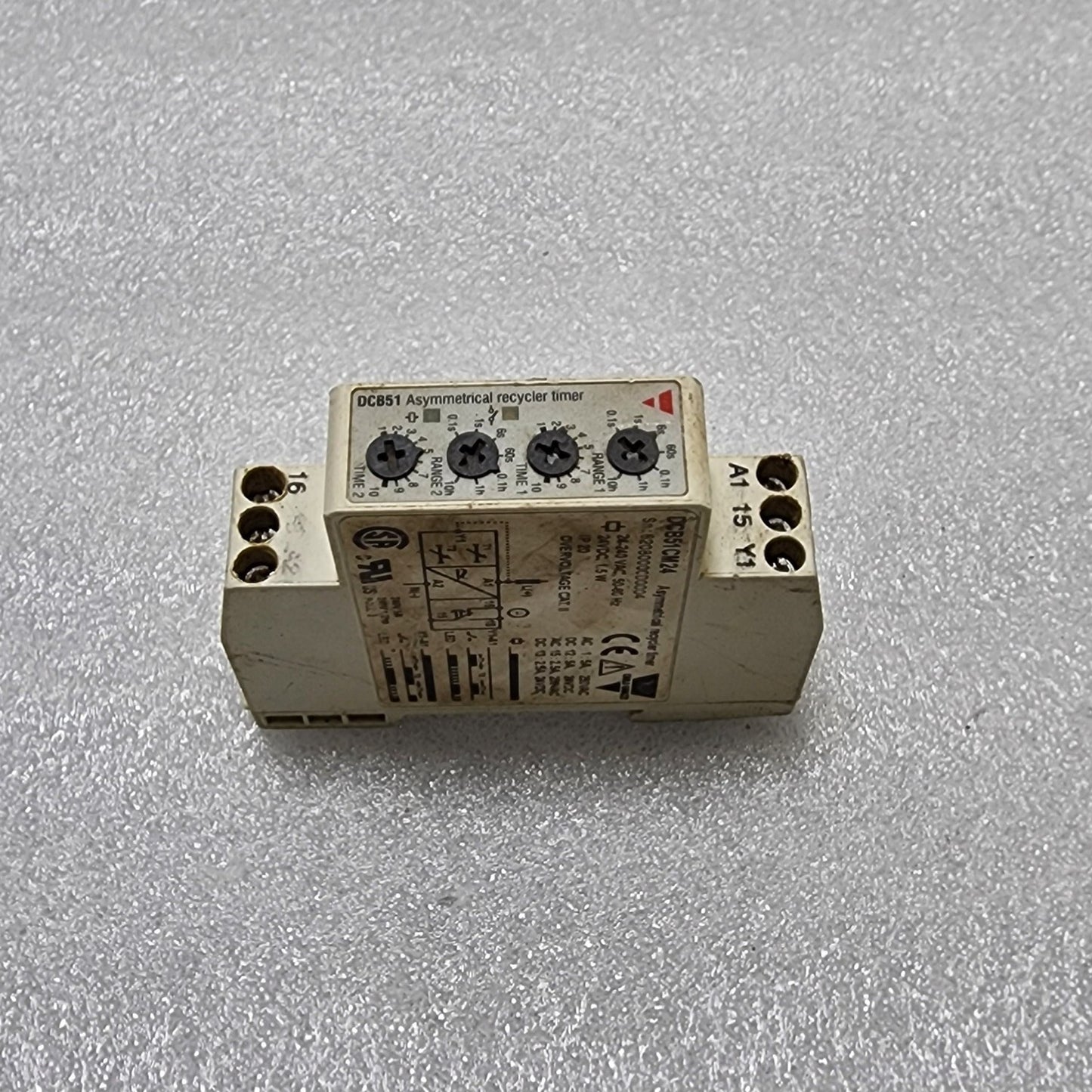 CARLO GAVAZZI DCB51CM24 ASYMMETRICAL RECYCLER TIMER  24-240VAC/24VDC