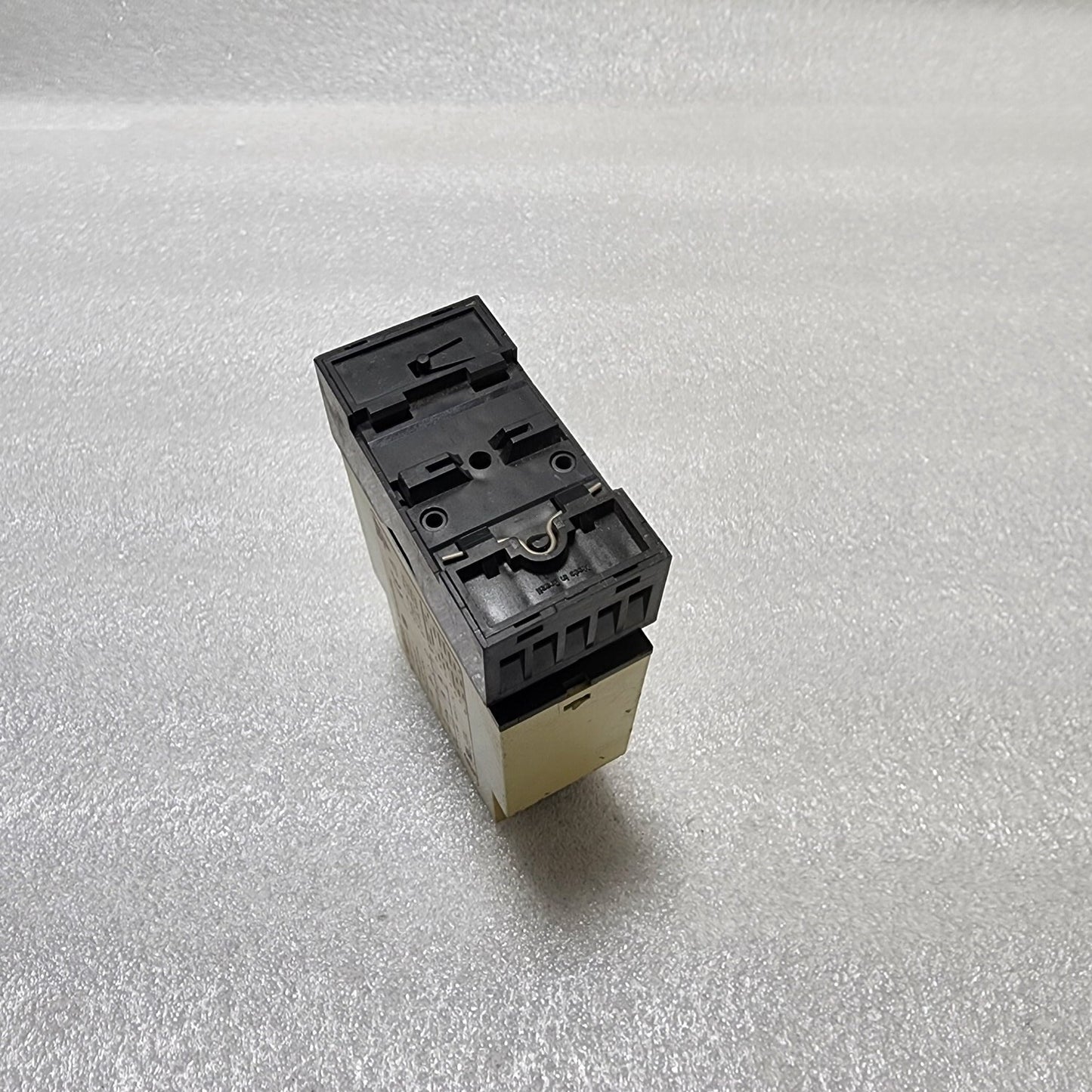 CARLO GAVAZZI PMB01DM24 MULTIFUNCTION TIMER 24-240VAC/DC