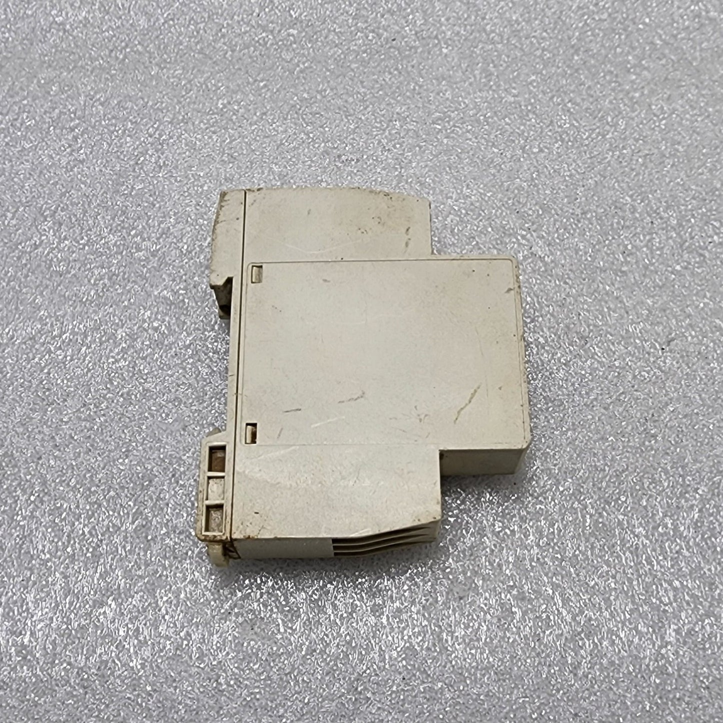 CARLO GAVAZZI DCB51CM24 ASYMMETRICAL RECYCLER TIMER  24-240VAC/24VDC