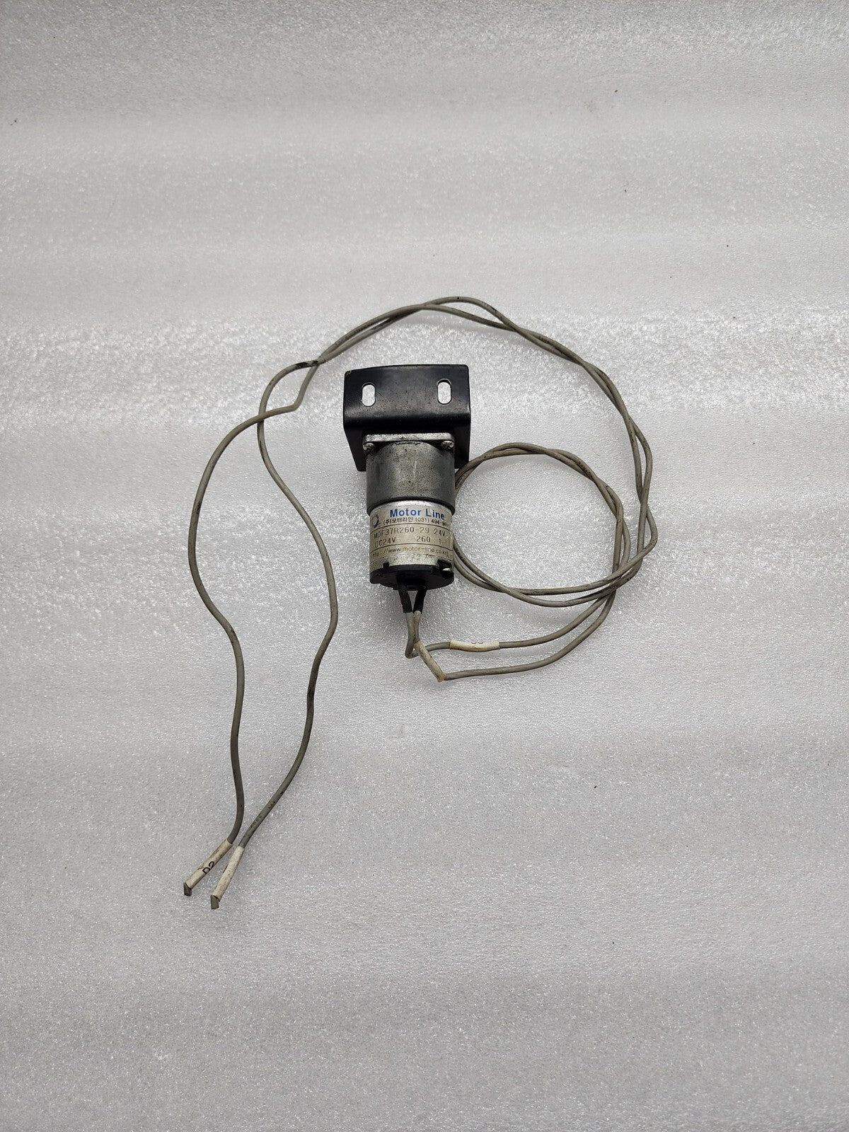 MOTOR LINE MDF37R260-29-24V 24VDC