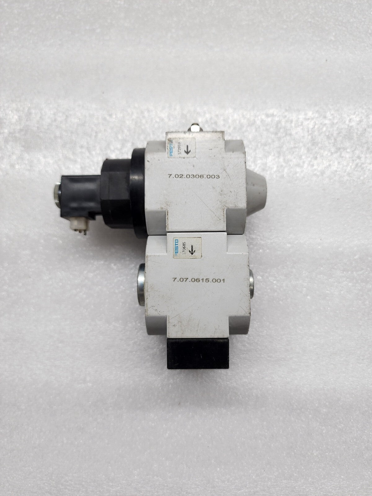 FESTO MIDI-24 C643 172959 PNEUMATIC VALVE DRM-D-MIDI C543 170685