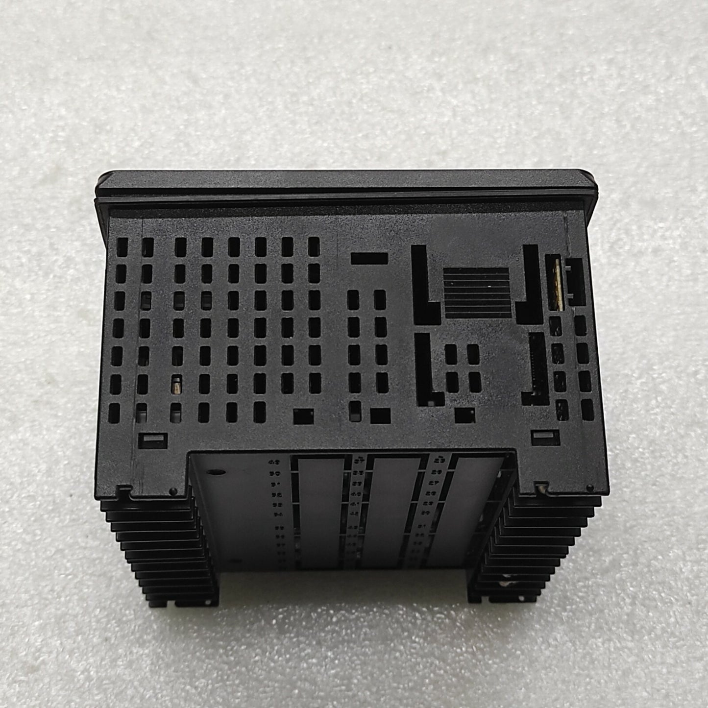 OMRON E5AC-PR4A5M-000 DIGITAL CONTROLLER 100-240VAC E5AC