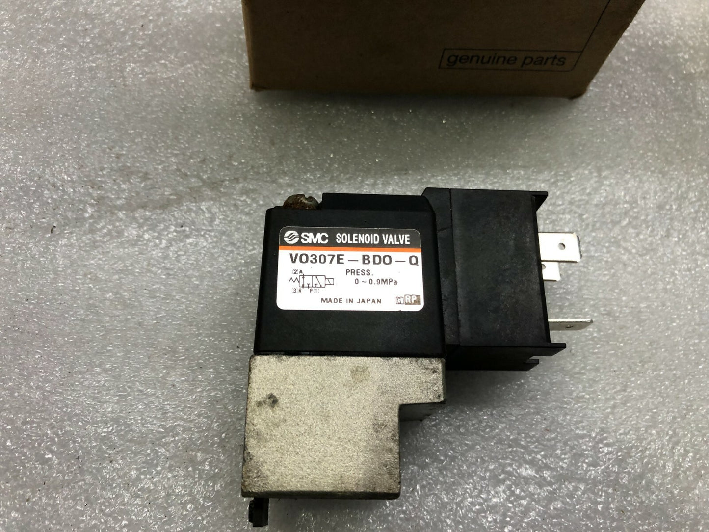 SMC V0307E-BD0-Q SOLENOID VALVE 59634801 COIL VOLTAGE 24V AC