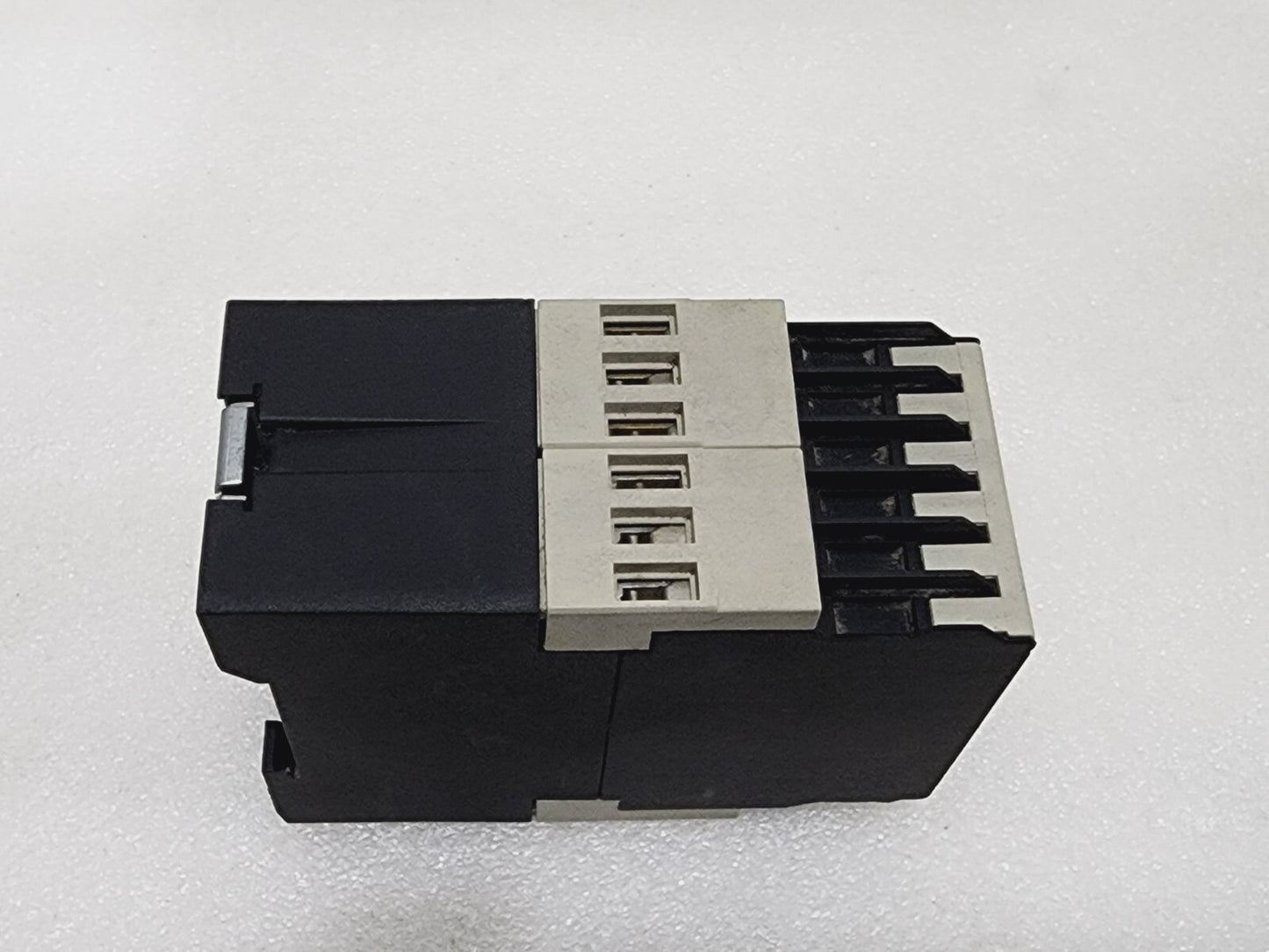 SCHIELE ENTRELEC SRN CURRENT MONITORING RELAY 2.450.111.01 220-2240V