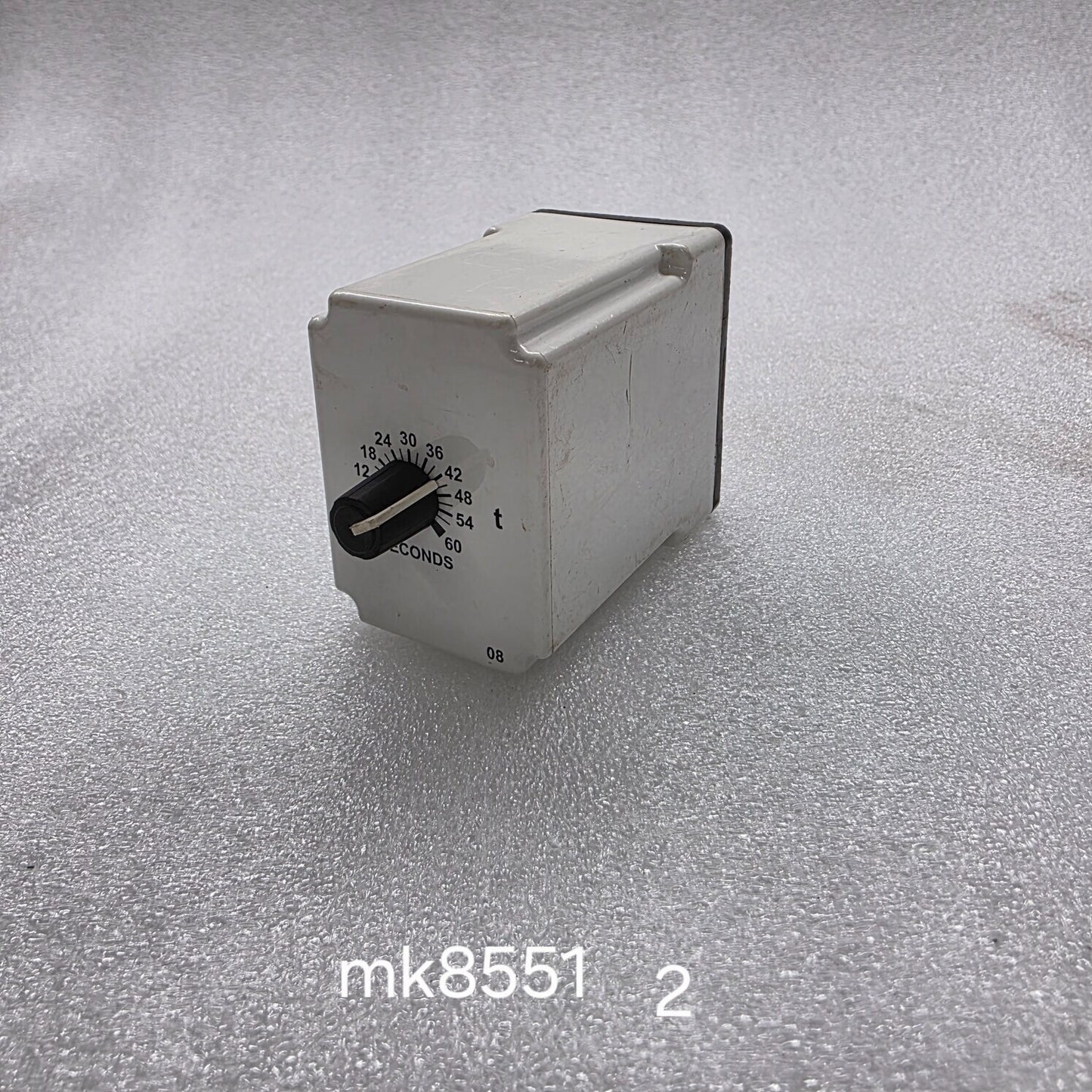 MACROMATIC TR-50522-08 TIME DELAY RELAY 120V AC/DC