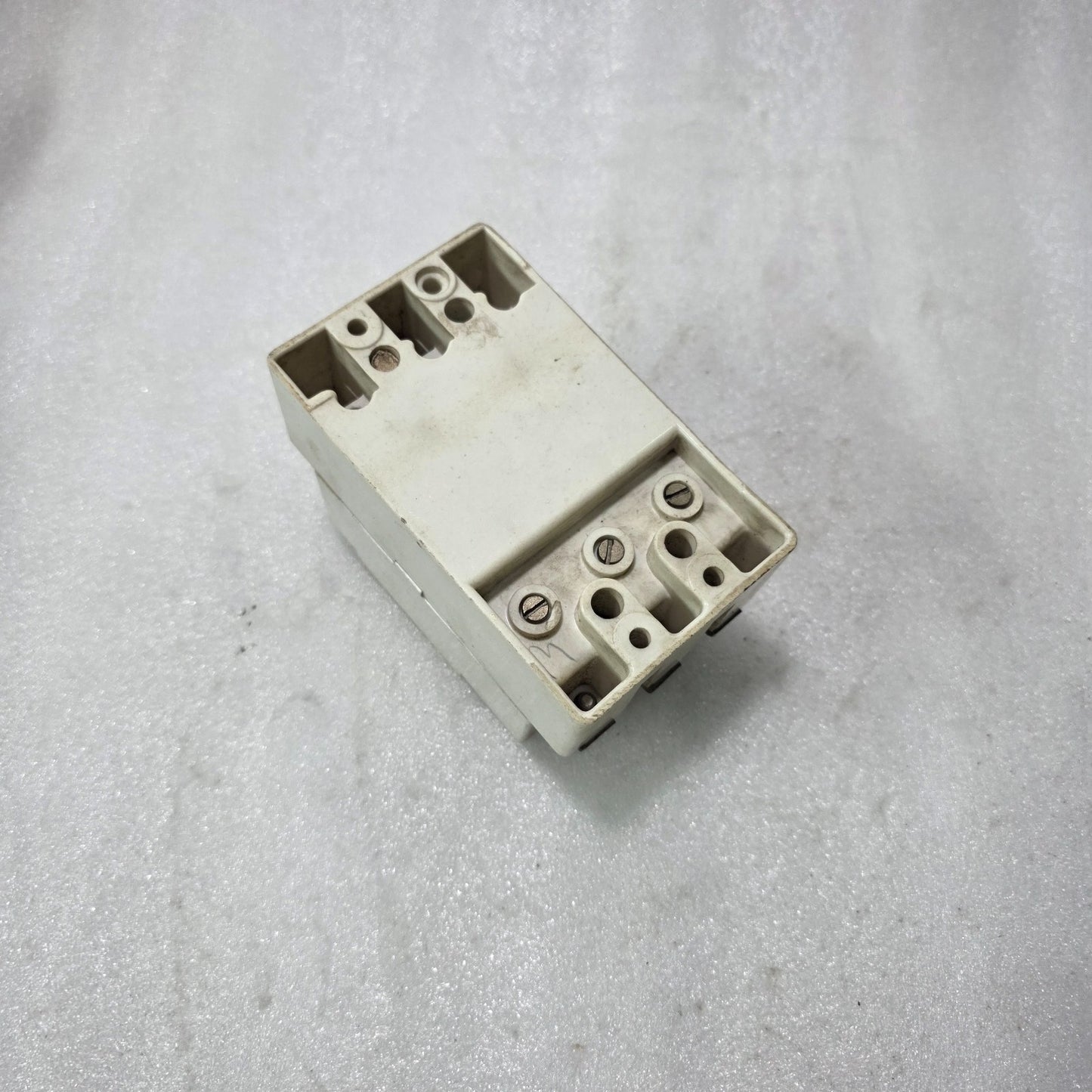 ZSE PRAHA J7K 50 035 MOTOR PROTECTION CIRCUIT BREAKER 6A 3 POLE 500V 50HZ