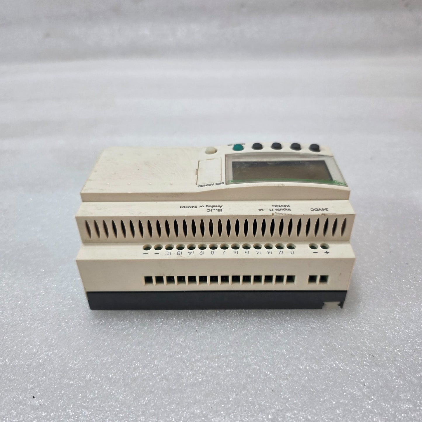 S ELECTRIC ZELIO SR2A201BD SMART RELAY PLC 24VDC 8A OUTPUT | 88960451