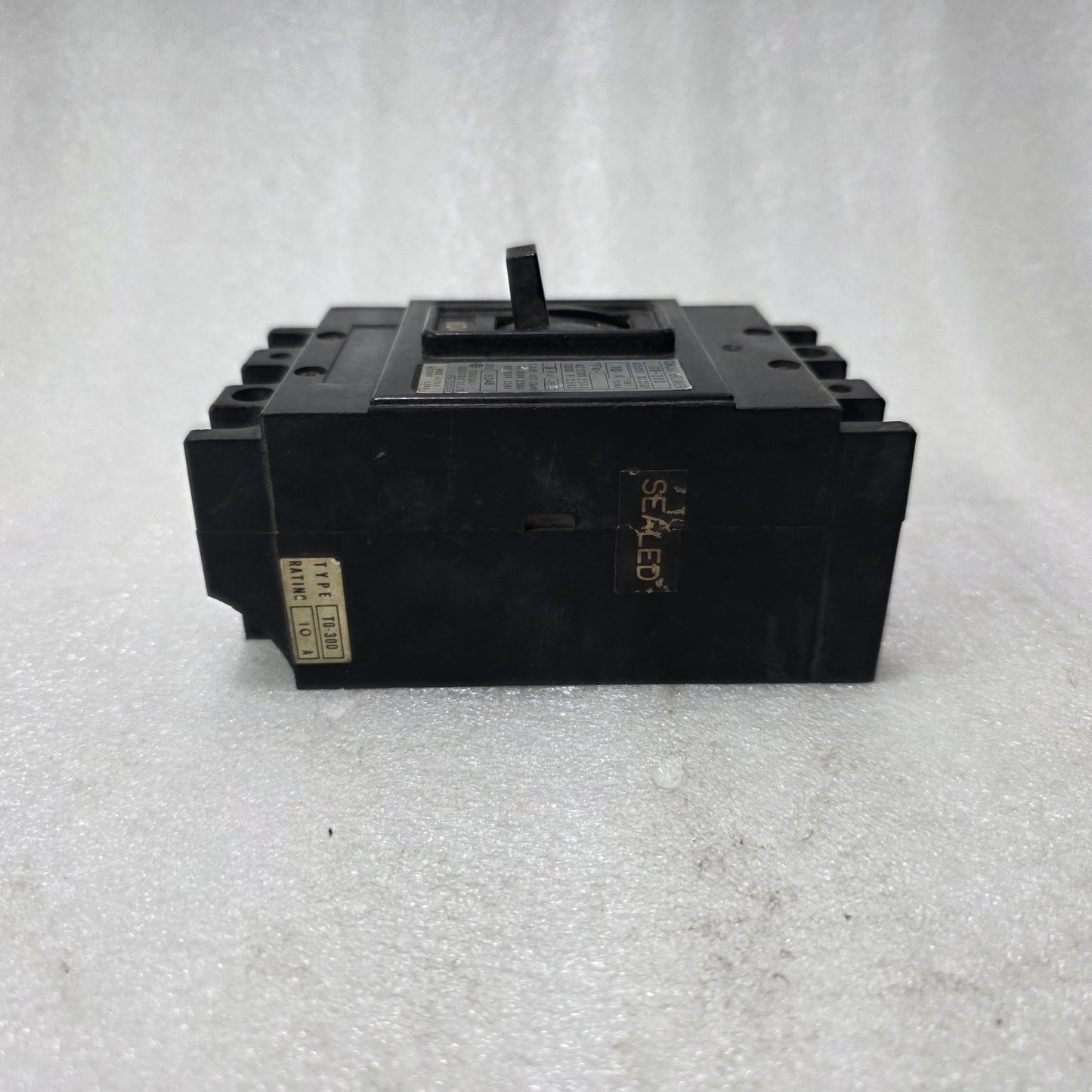 TERASAKI TO-30D 10A 3 POLE MCCB CIRCUIT BREAKER | AC500V / DC250V | 2.5KA