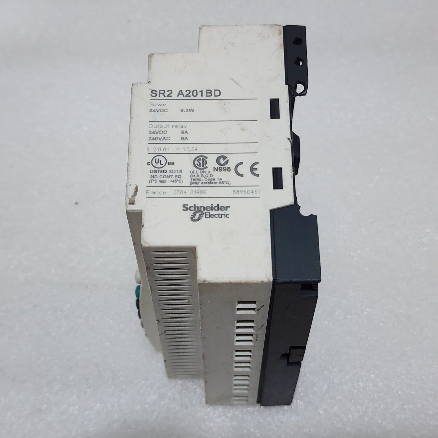 S ELECTRIC ZELIO SR2A201BD SMART RELAY PLC 24VDC 8A OUTPUT | 88960451