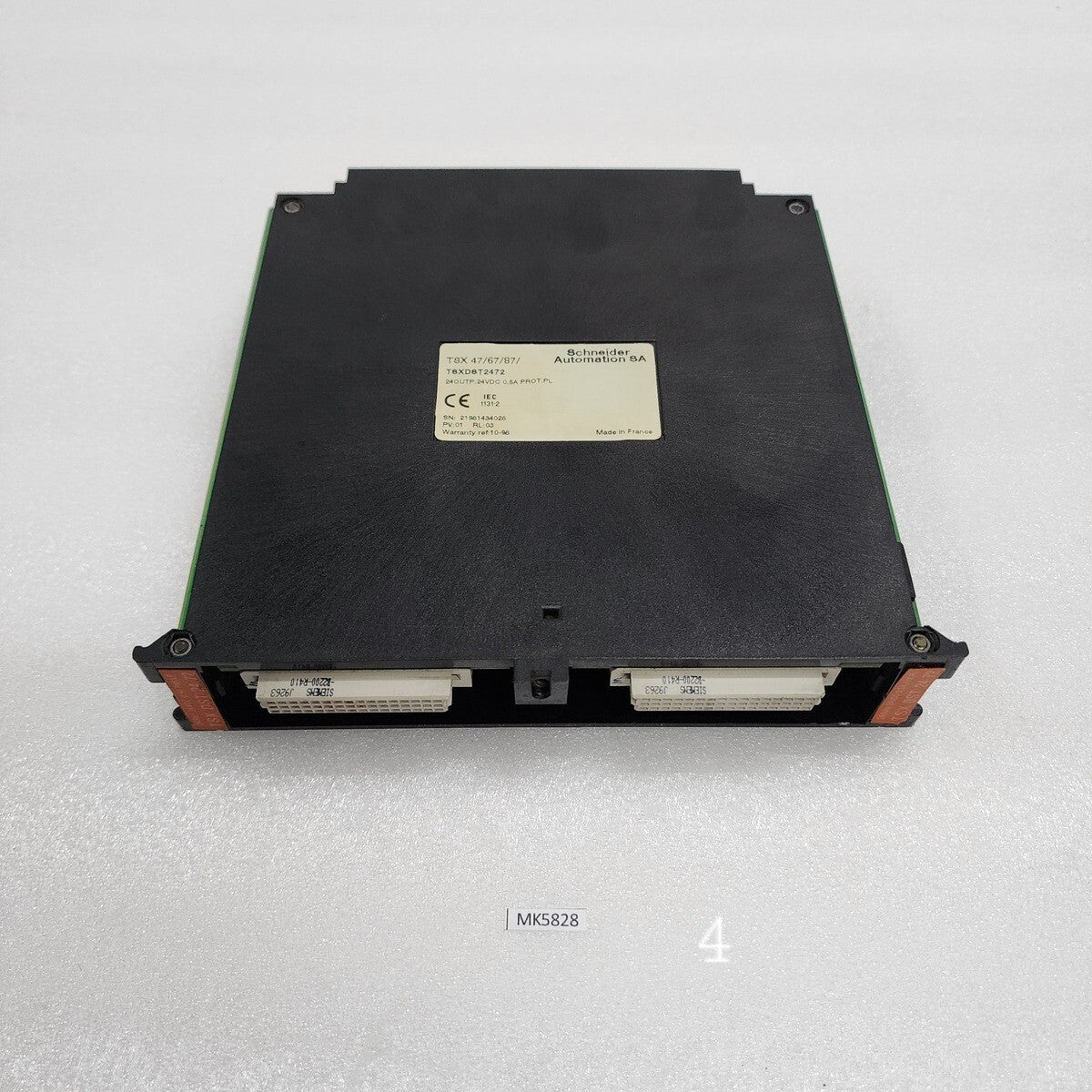 SCHNEIDER AUTOMATION TSXD8T2472 24 OUTPUT 24VDC 0.5A PROT.PL