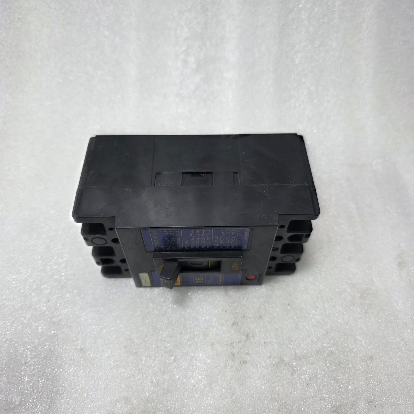 MITSUBISHI NF60-SS NO FUSE BREAKER 15A 3 POLE MCCB 600V AC 10KA
