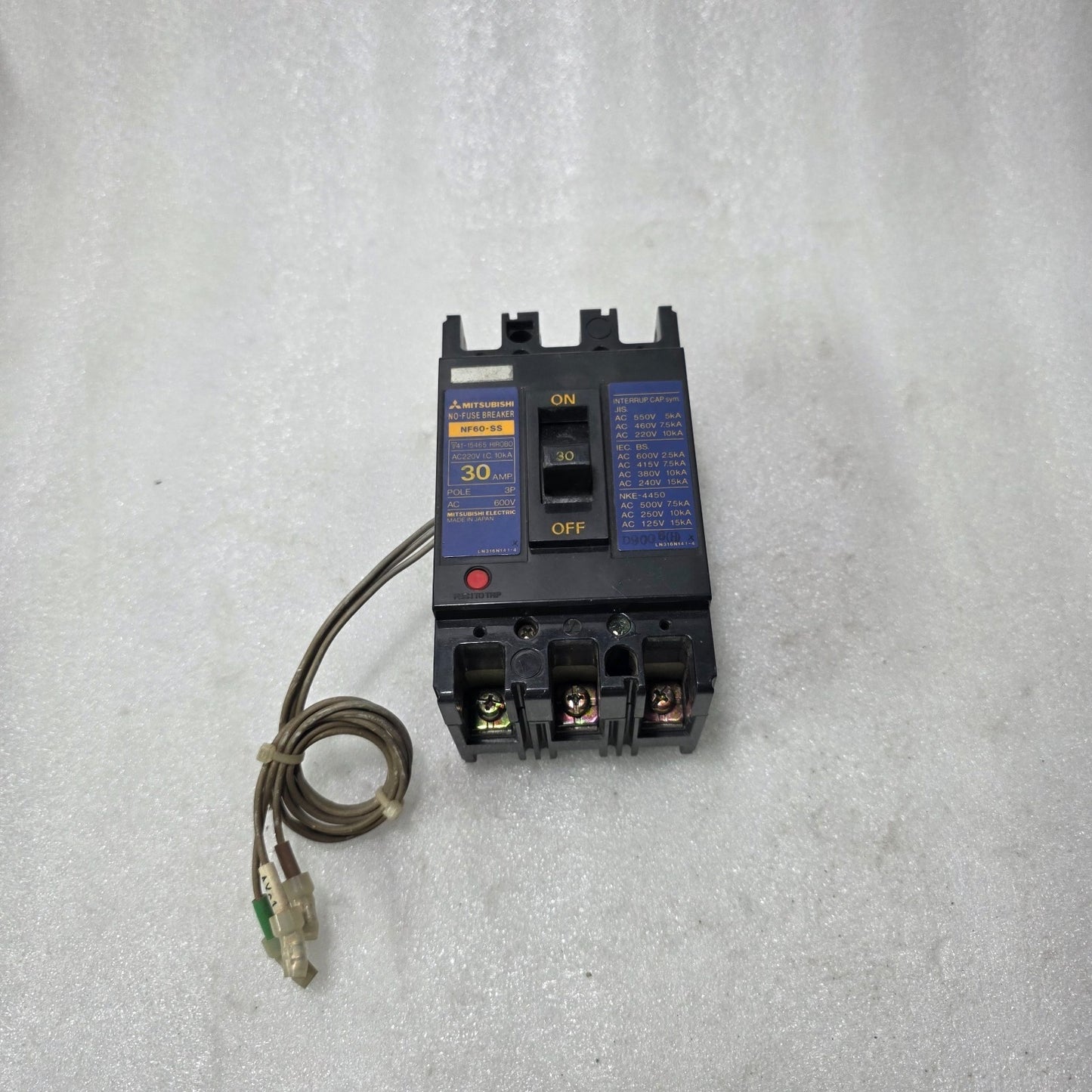 MITSUBISHI NF60-SS NO FUSE BREAKER 30A 3 POLE MCCB 600V AC 10KA